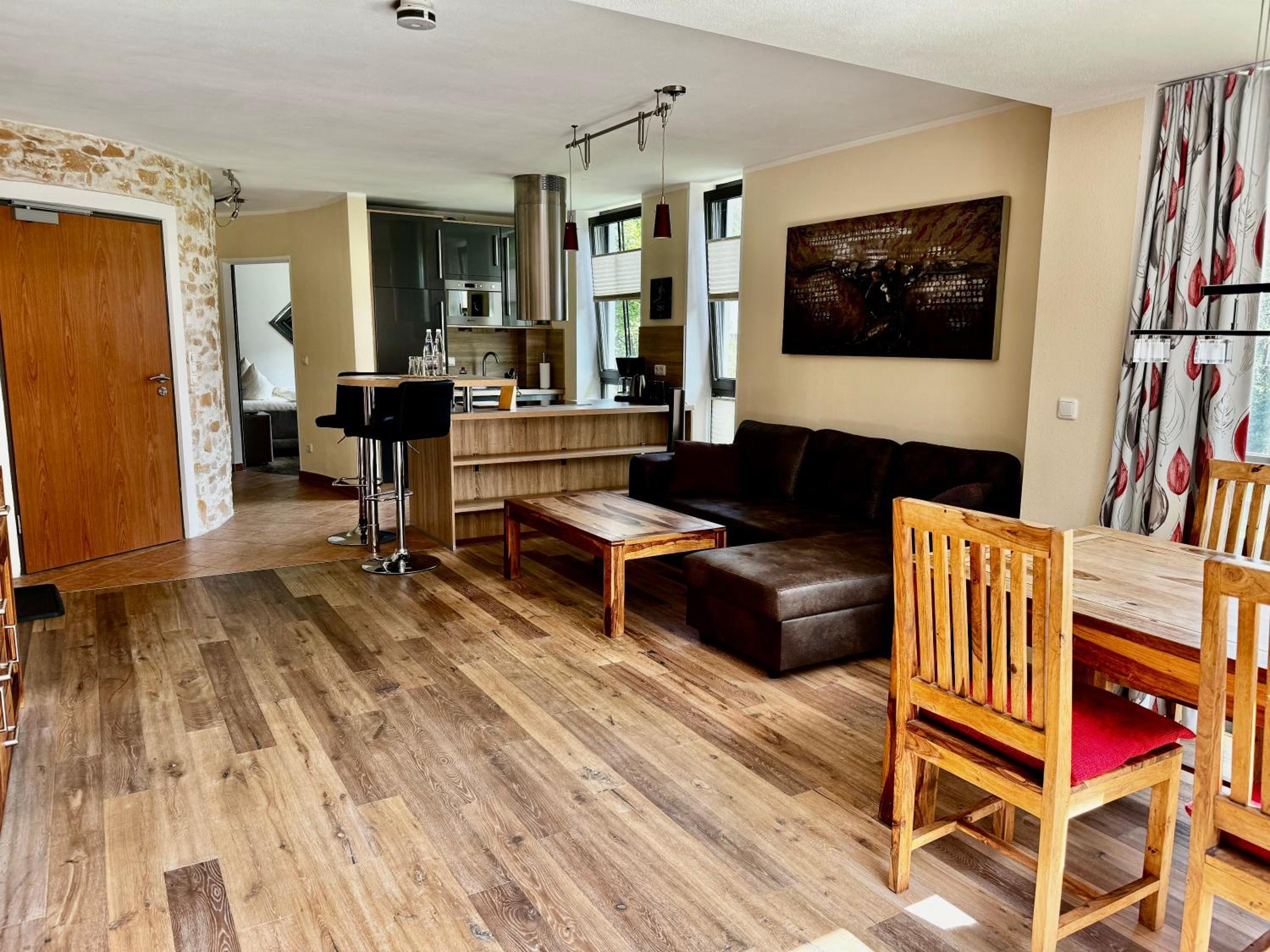 One-Bedroom Apartment with Mountain View (4 Adults)  photo 2
