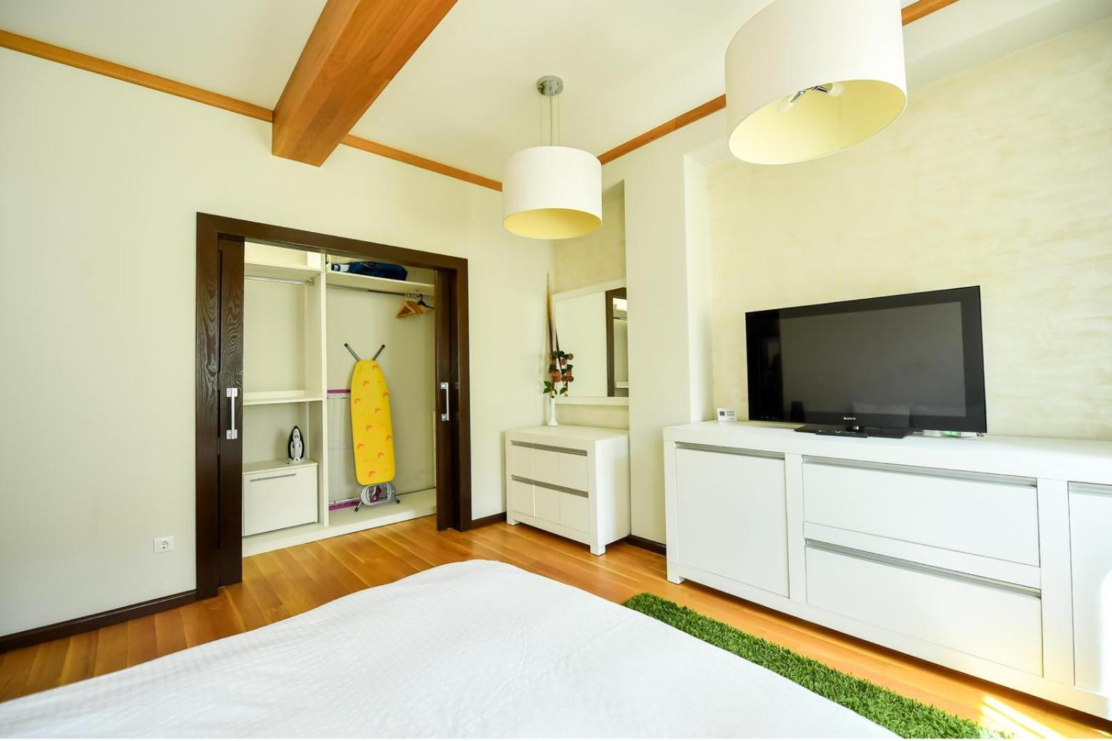 Apartment - Photo 9