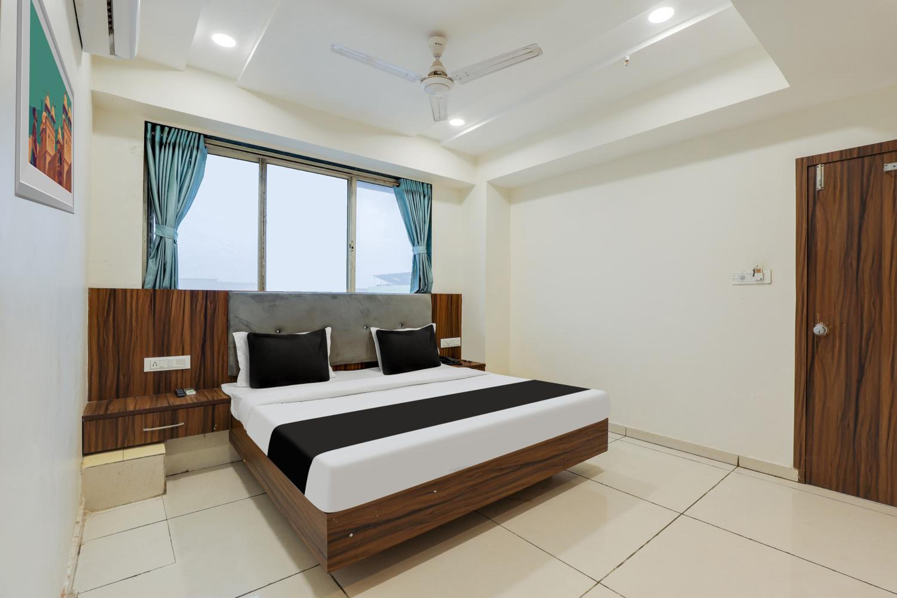 Deluxe Double Room photo 3