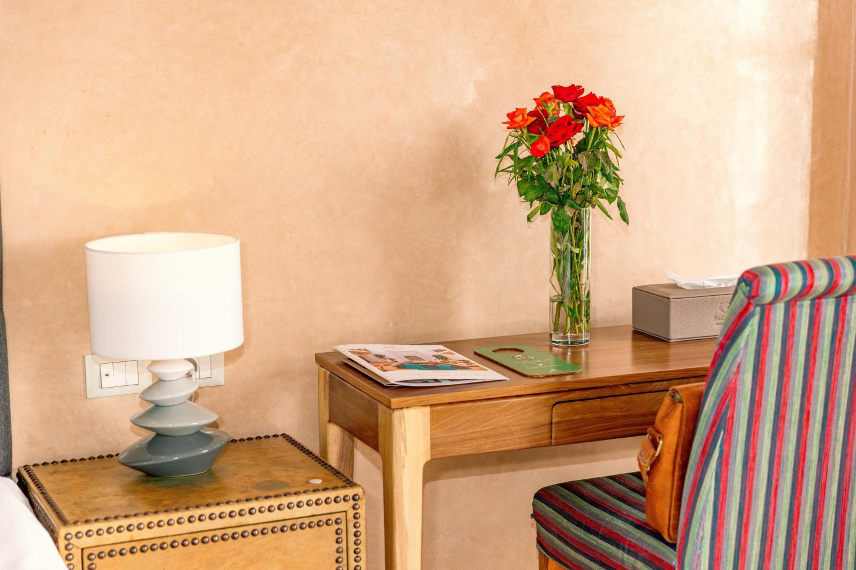 Deluxe Suite - Photo 14
