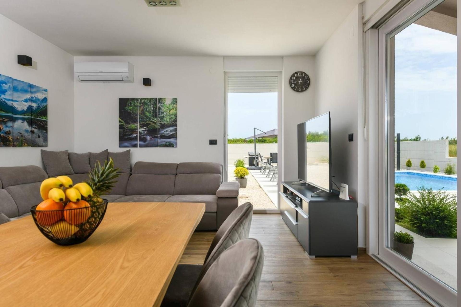 Three-Bedroom Vacation Home 