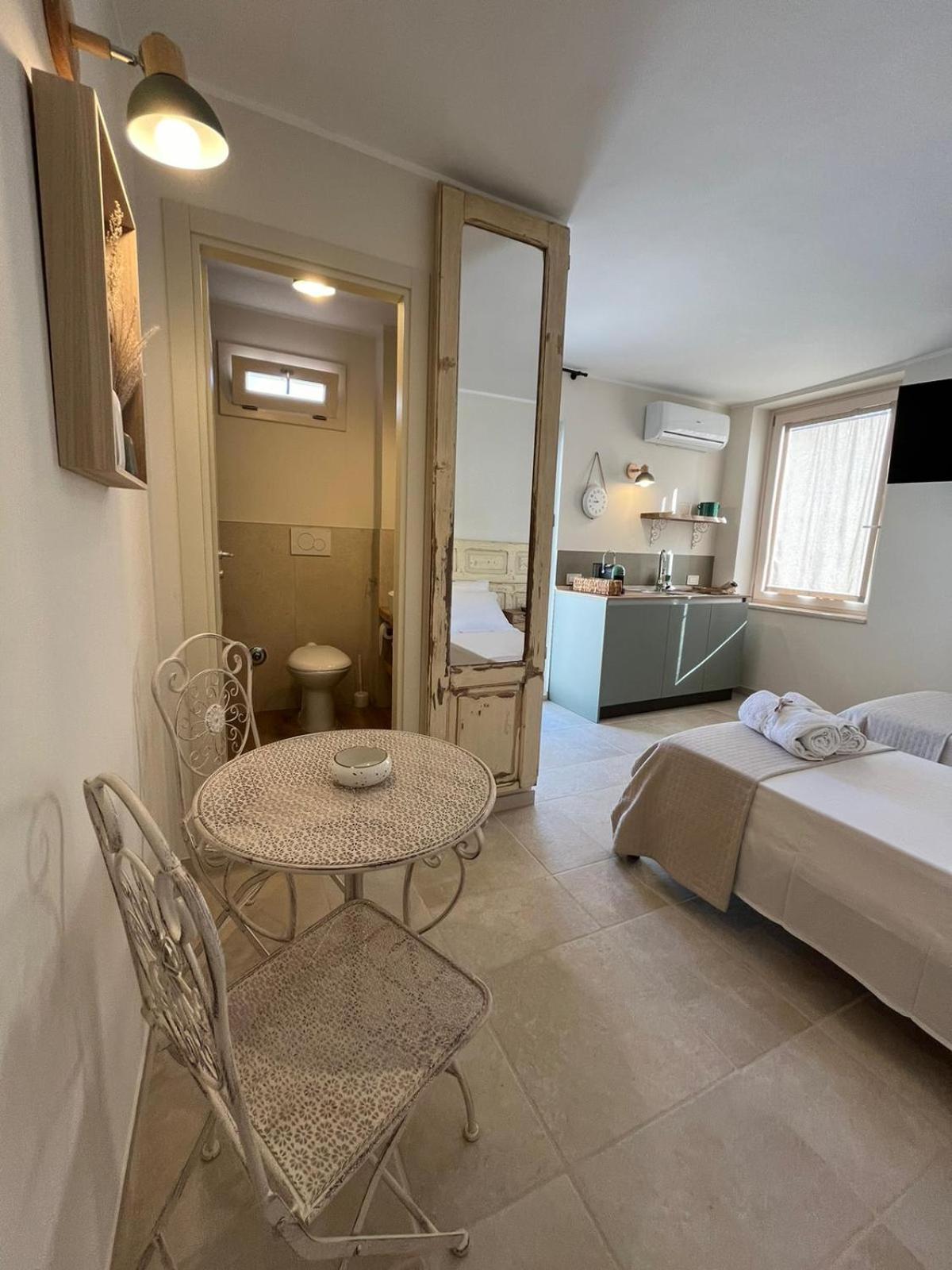 One-Bedroom Apartment with Terrace