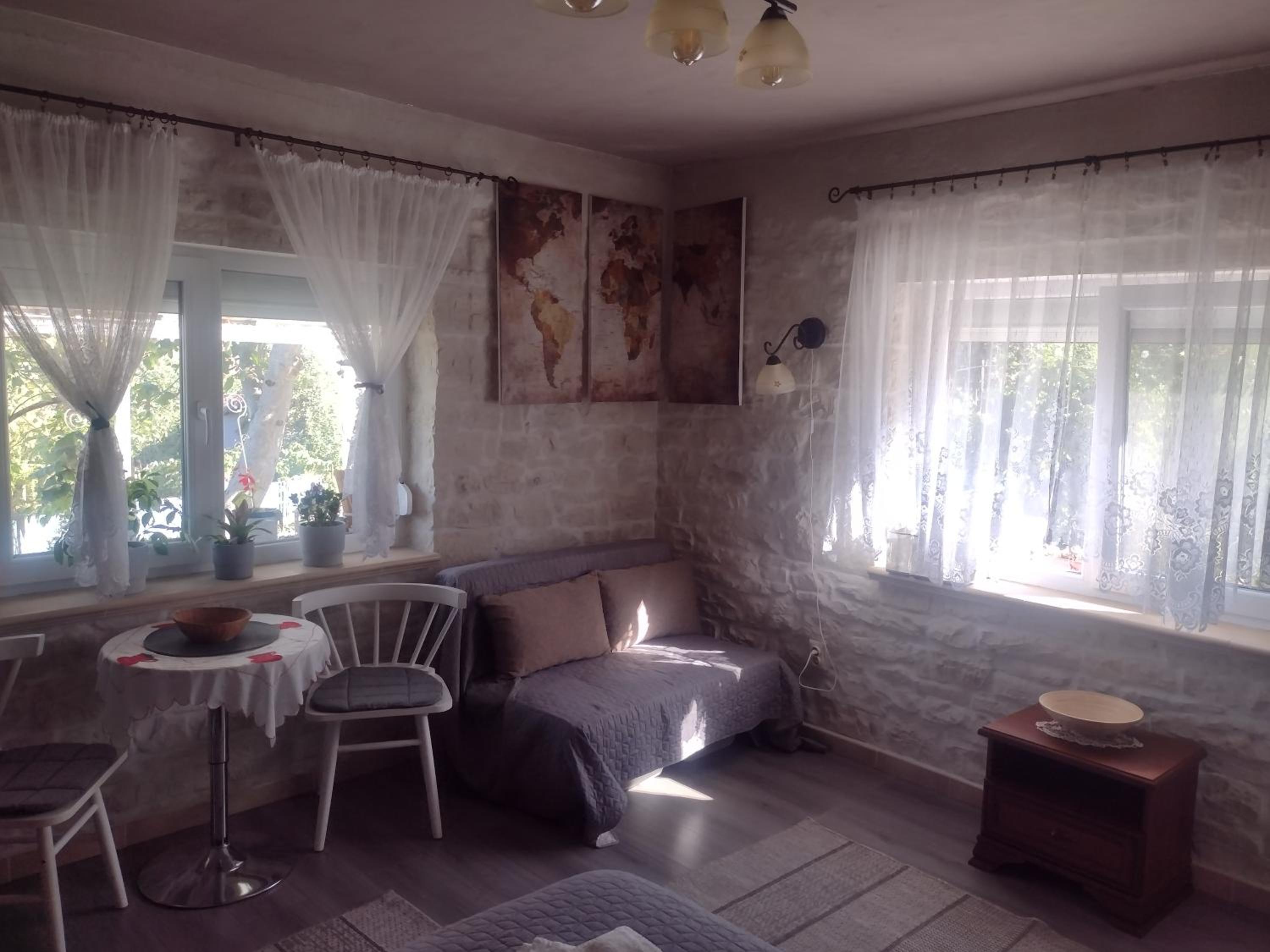 One-Bedroom Villa - Photo 15