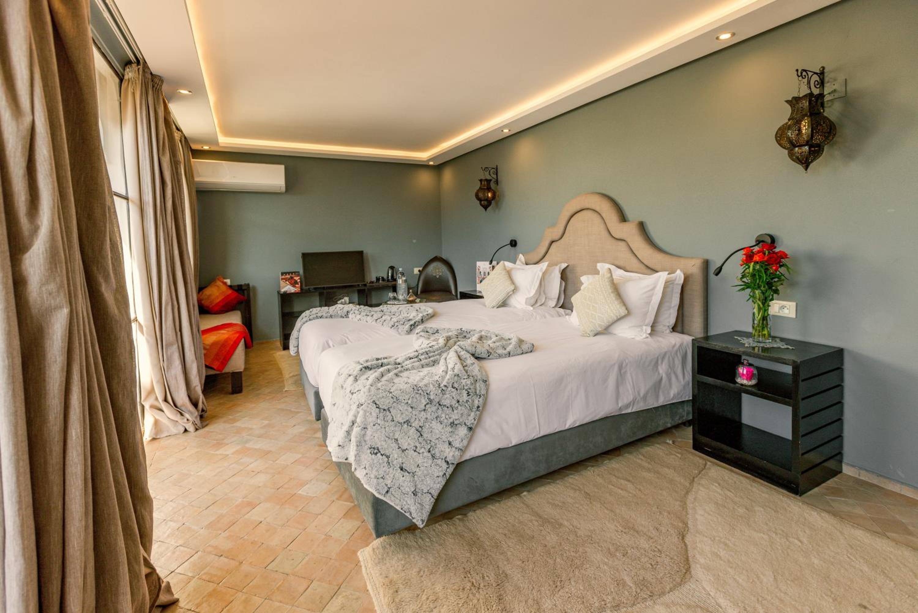 Superior Queen Room - Photo 18