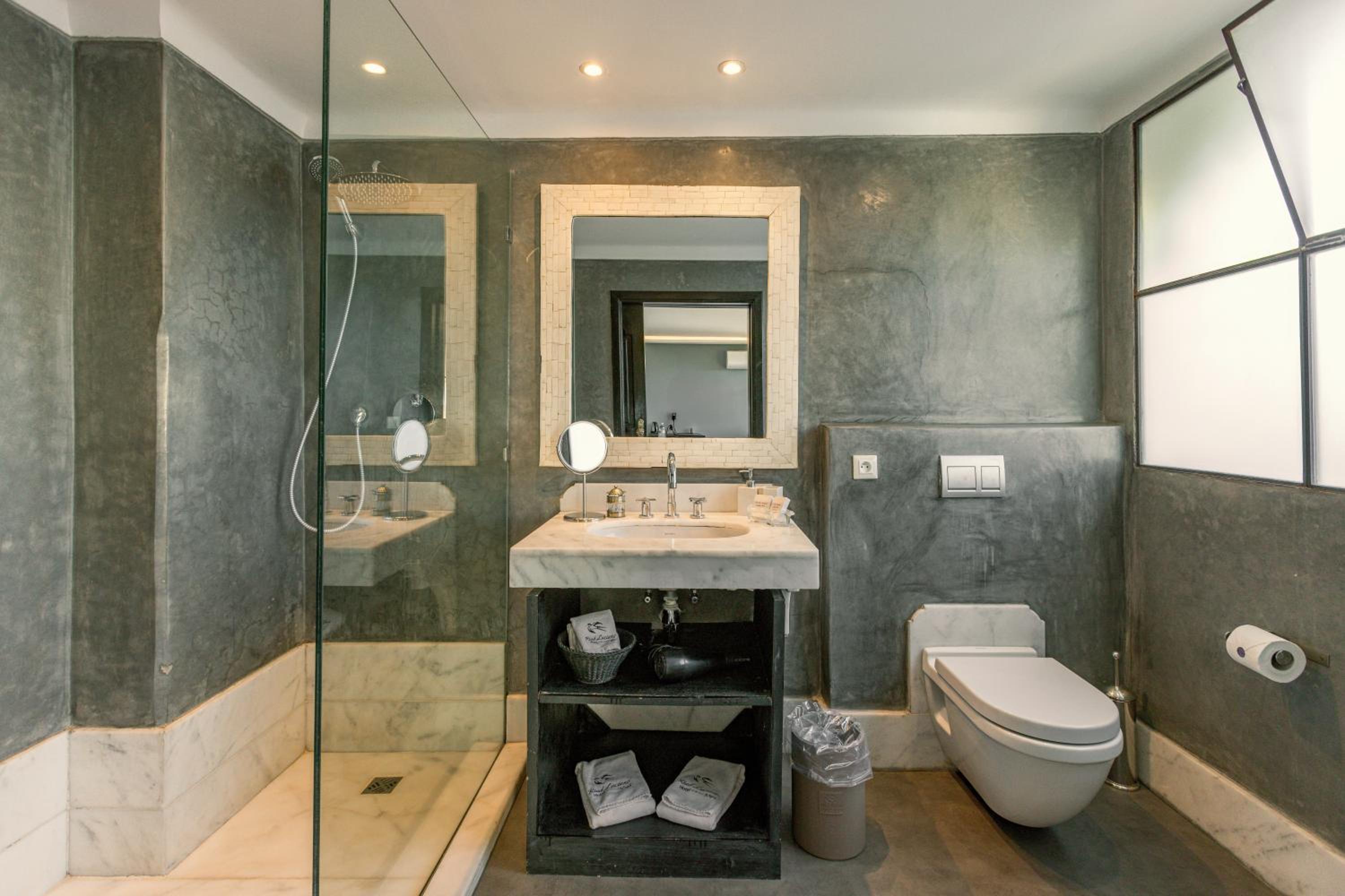 Superior Queen Room - Photo 8