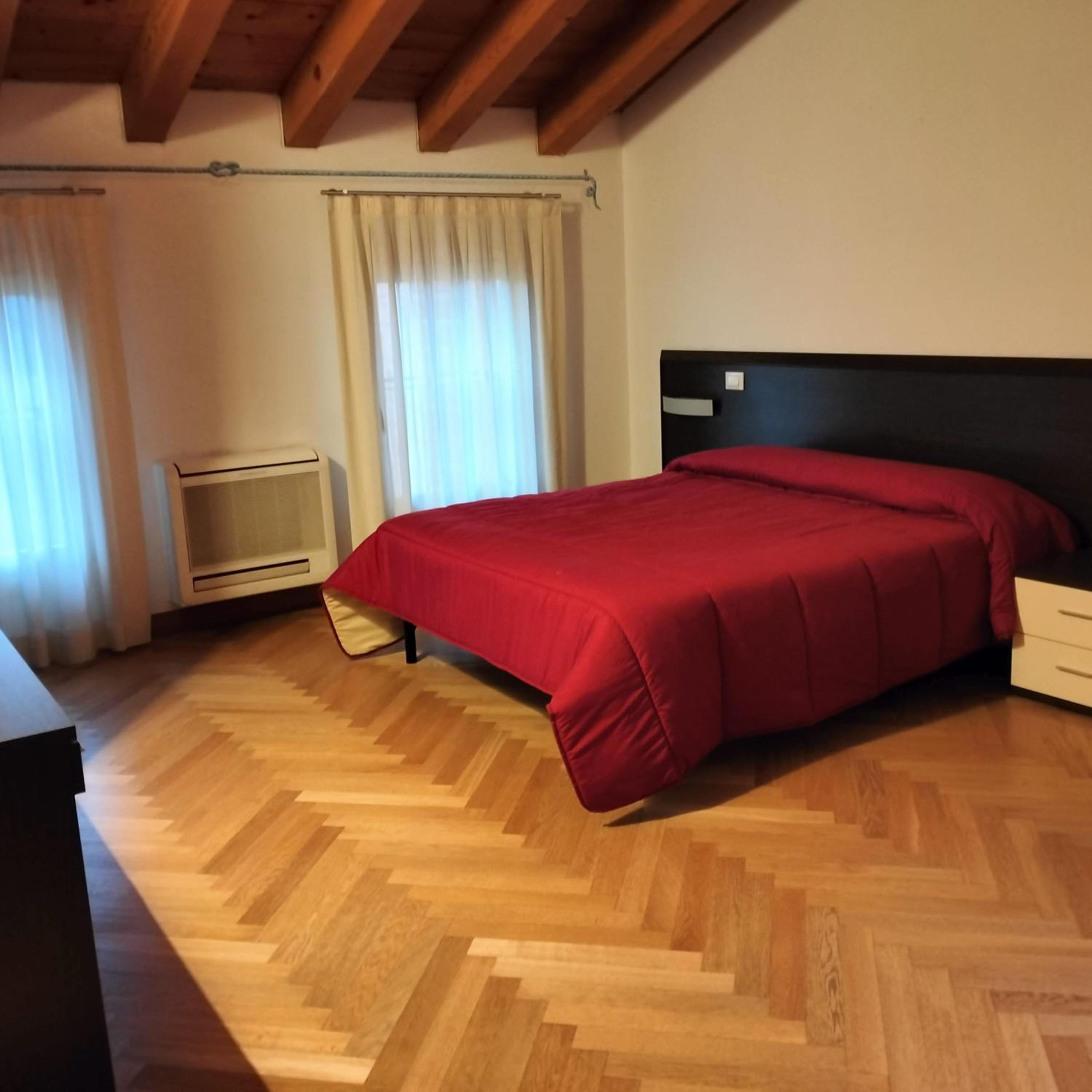 Deluxe Room (2 Adults + 1 Child) photo 1
