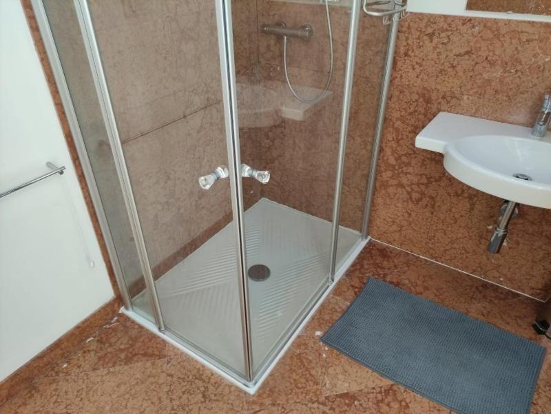Deluxe Room (2 Adults + 1 Child) photo 3