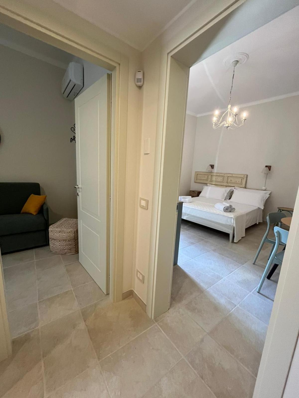 One-Bedroom Apartment with Balcony