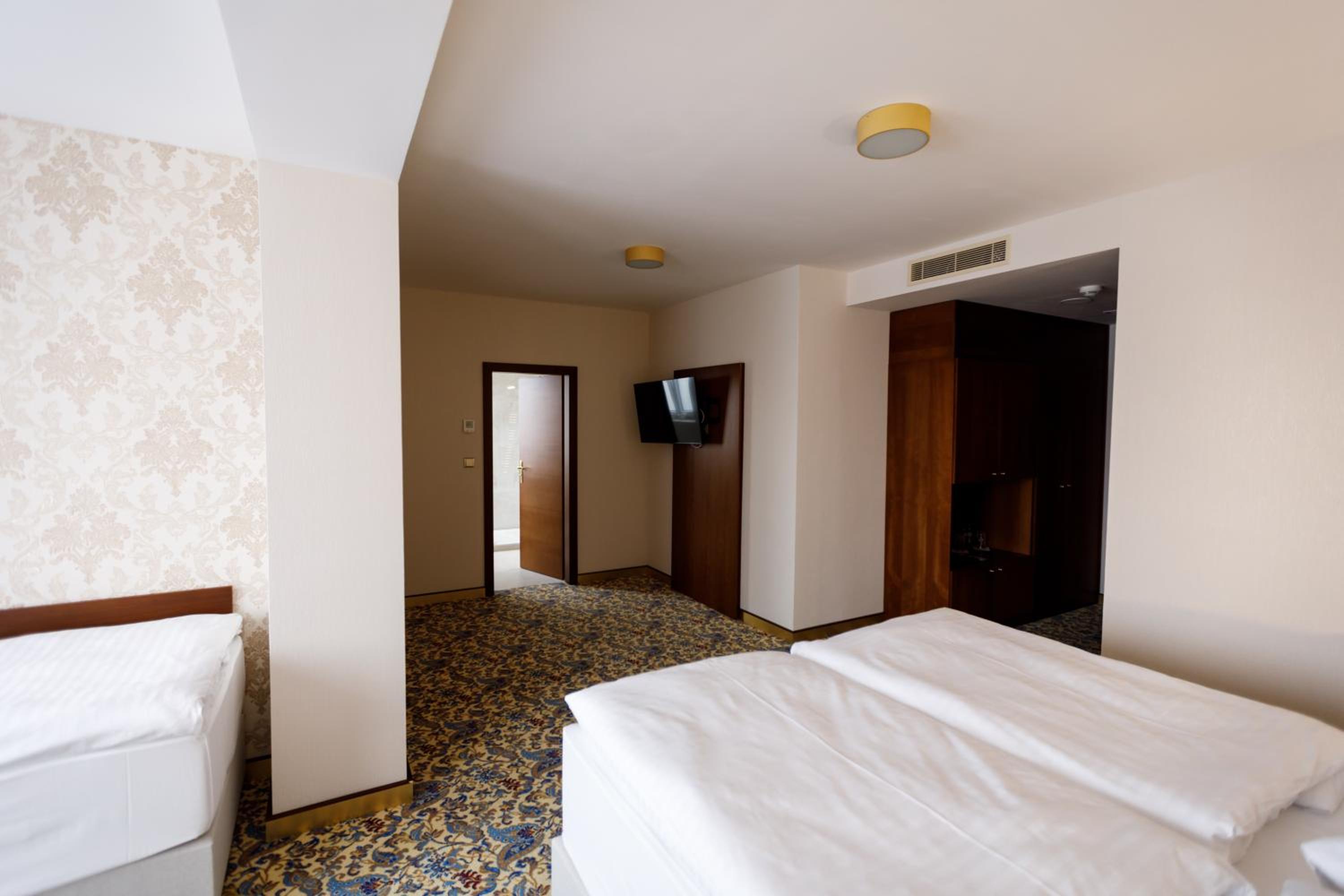 Luxury Quadruple Room photo 1