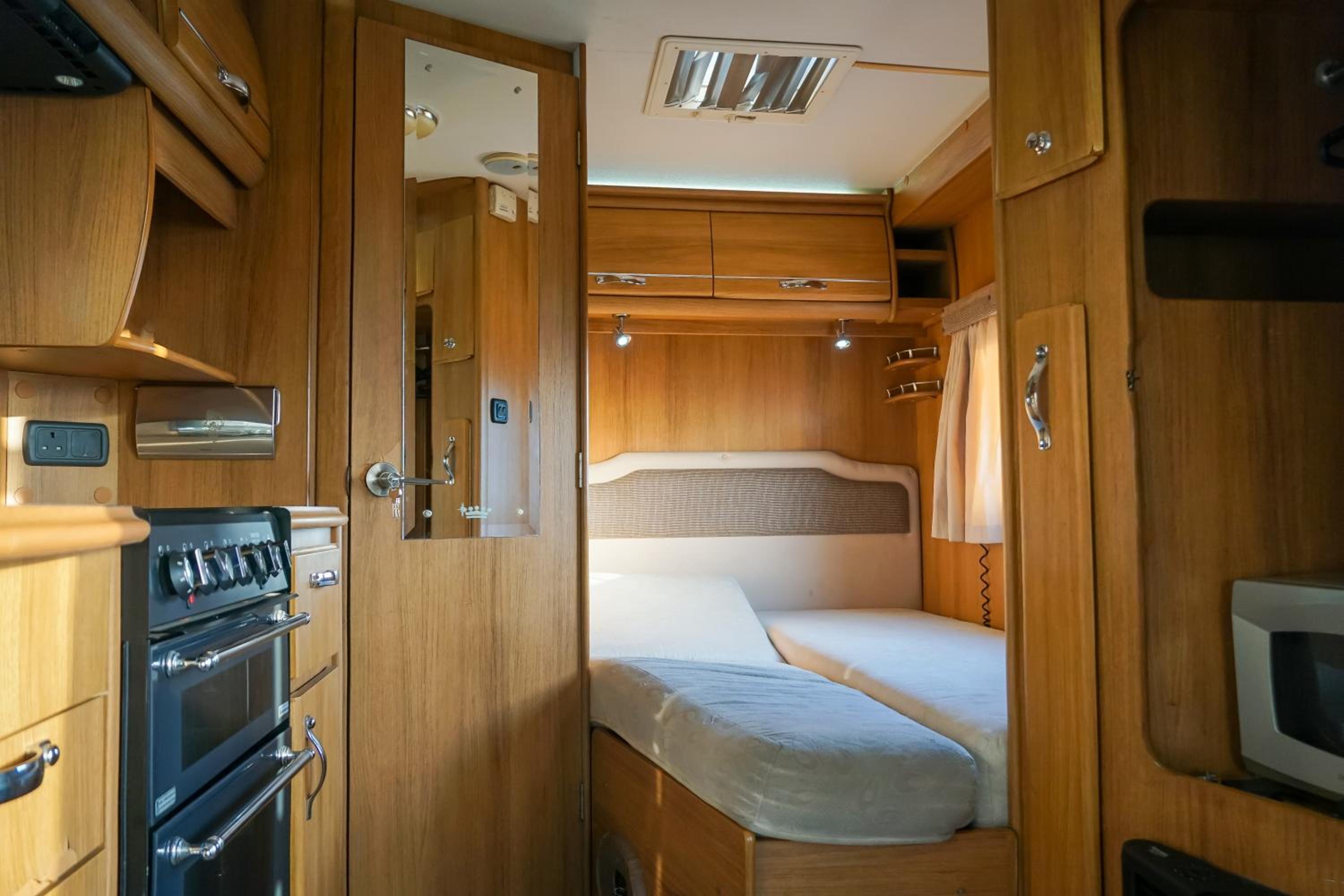 Caravan photo 1