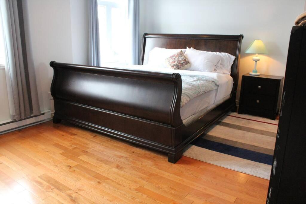 Four-Bedroom House photo 3