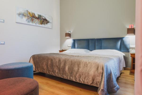 Standard Double Room Single Use - Photo 2