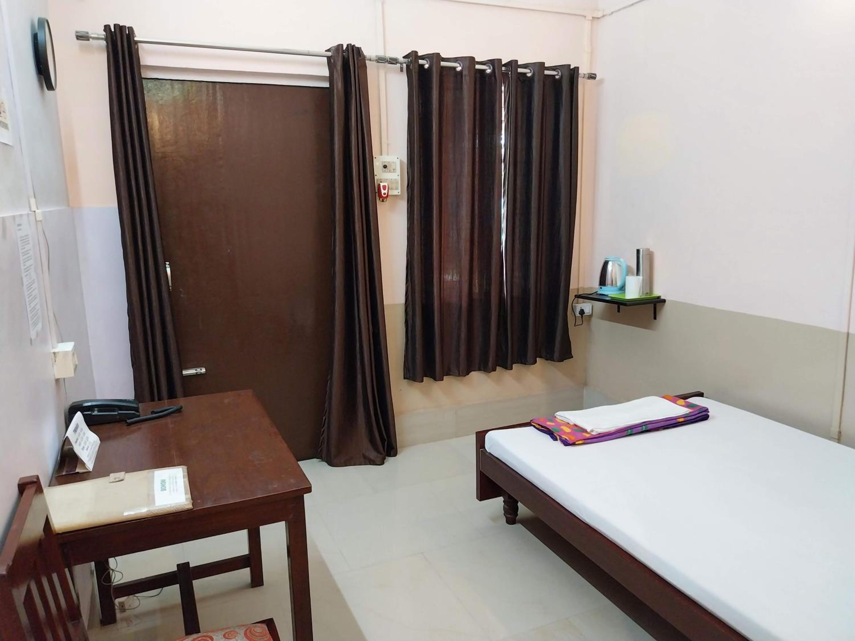Standard Single Room photo 2