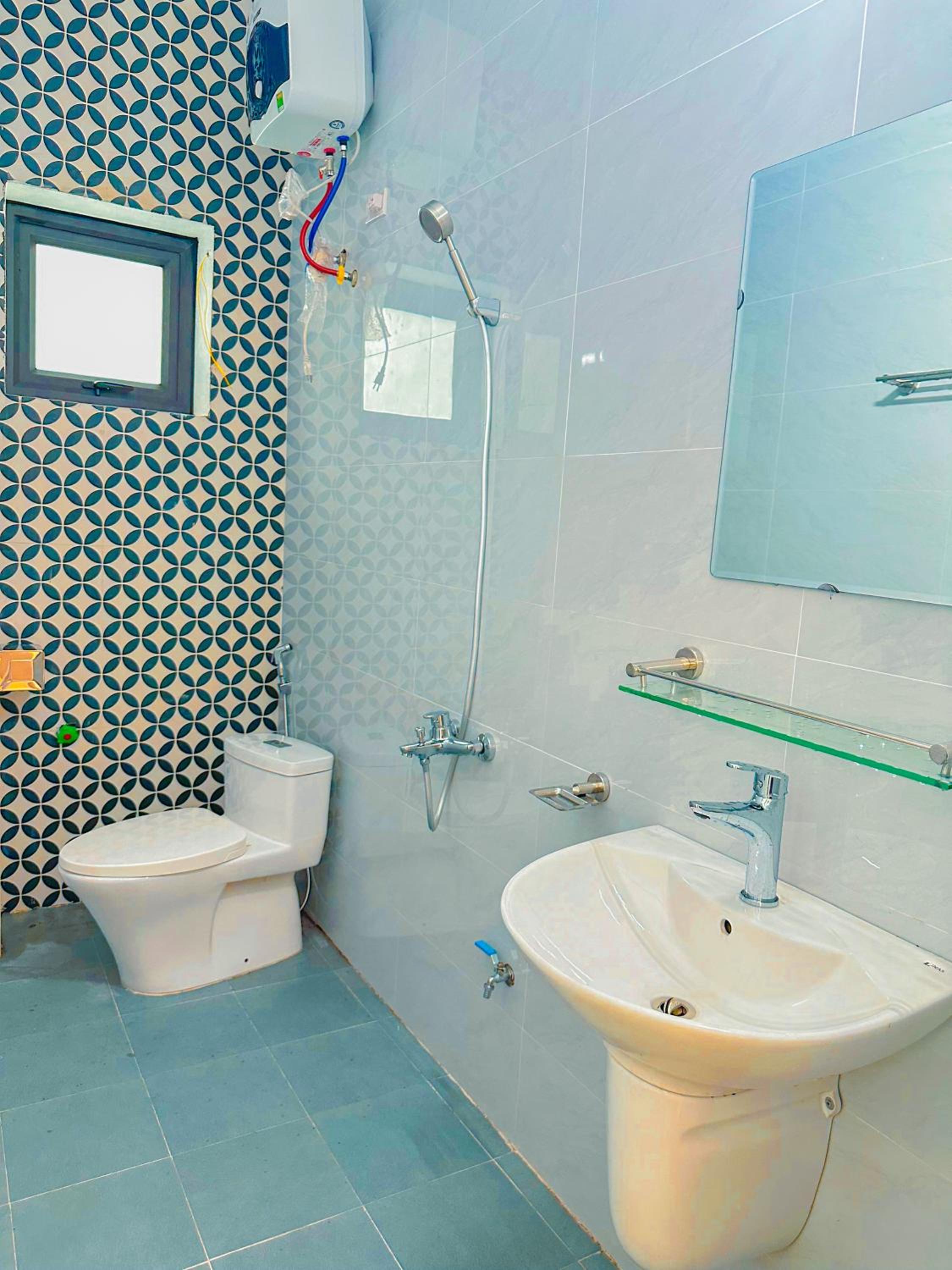 Standard King Room photo 3