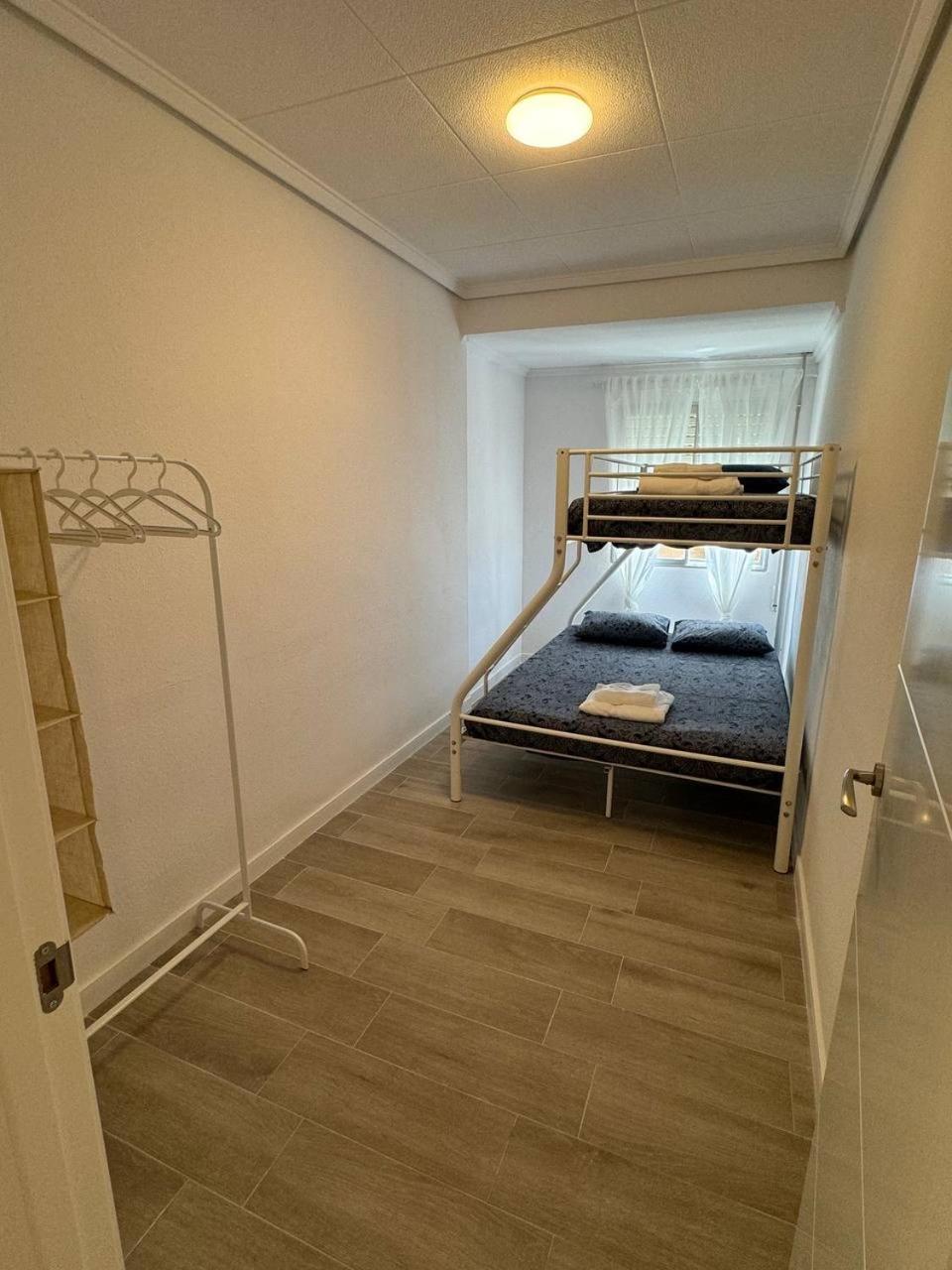 Three-Bedroom Apartment photo 3