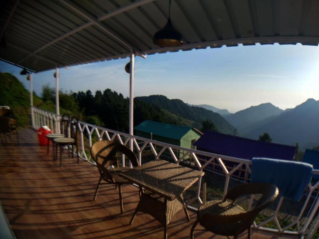 Deluxe Double Room with Balcony photo 3