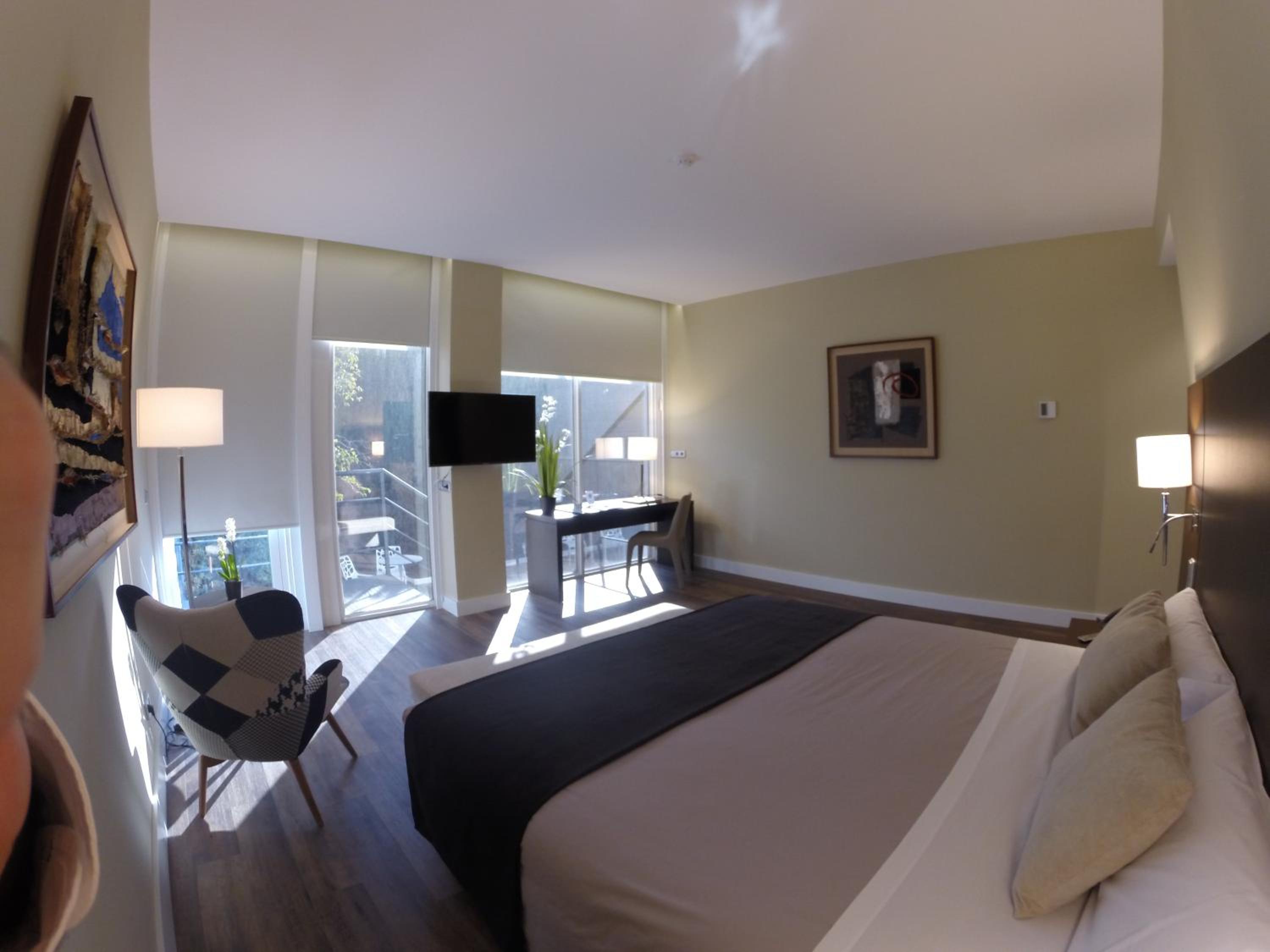 Deluxe Double Room with Jacuzzi  photo 2