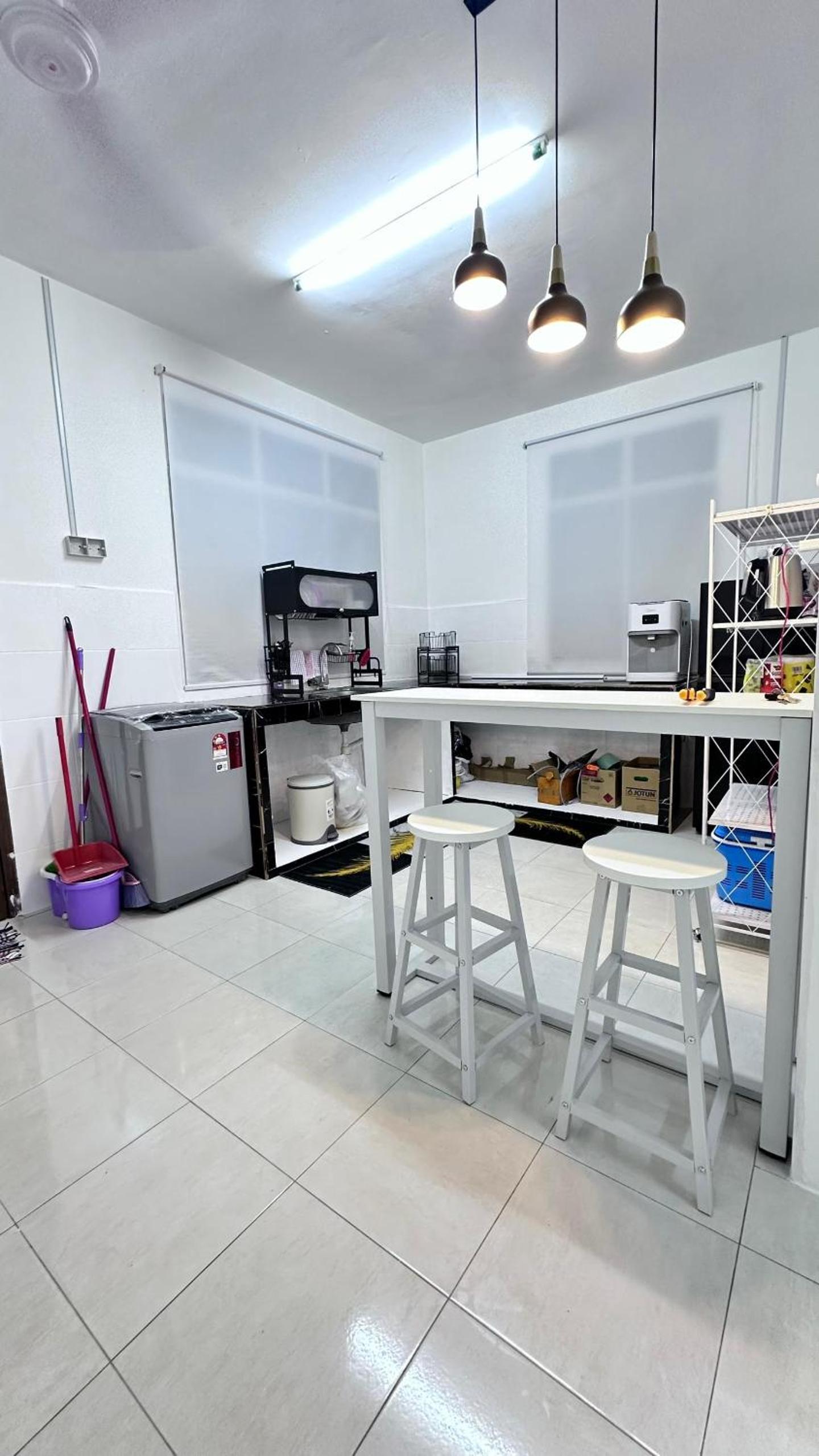 Three-Bedroom House photo 2