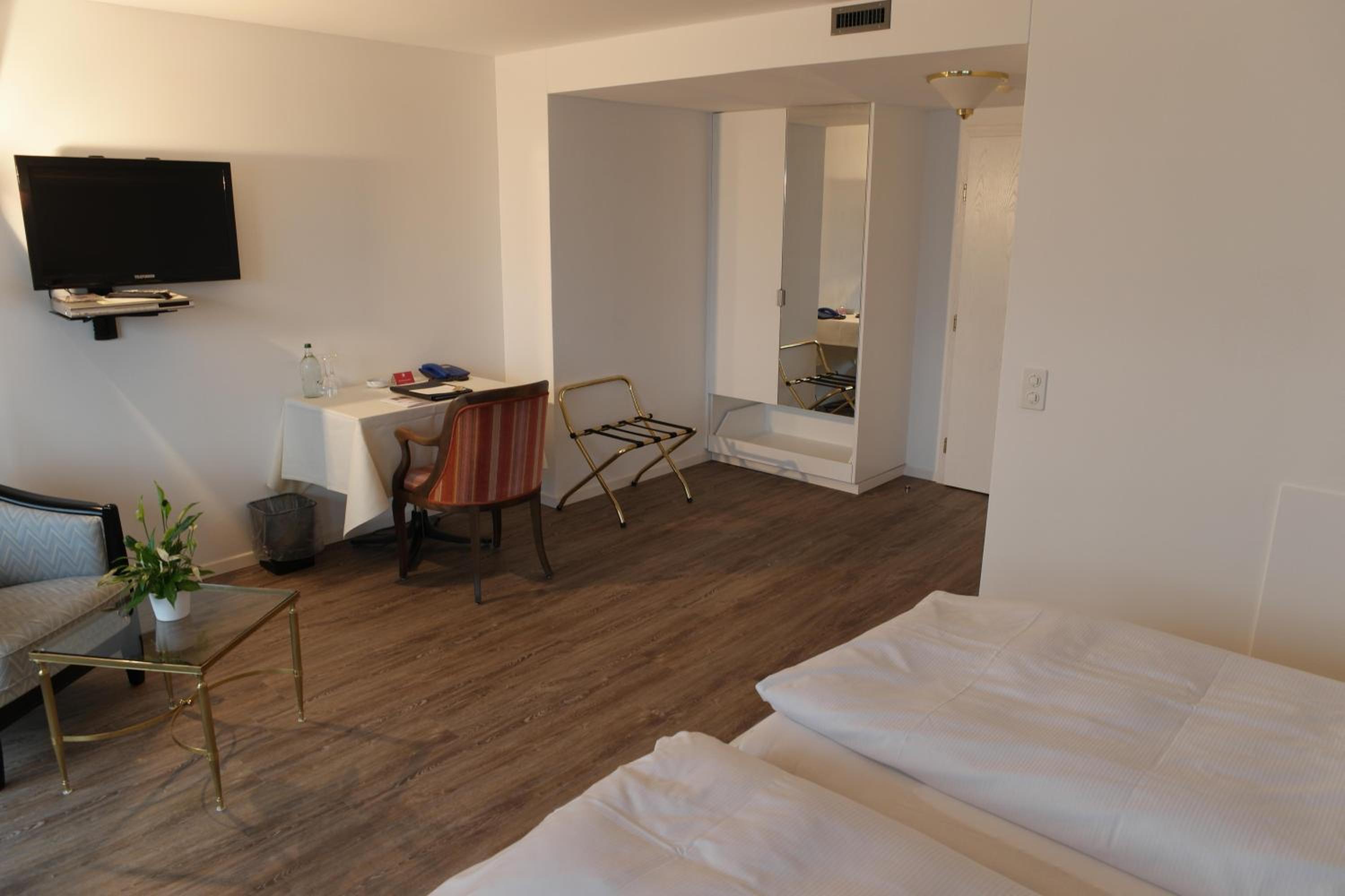 Double Room with Lake View