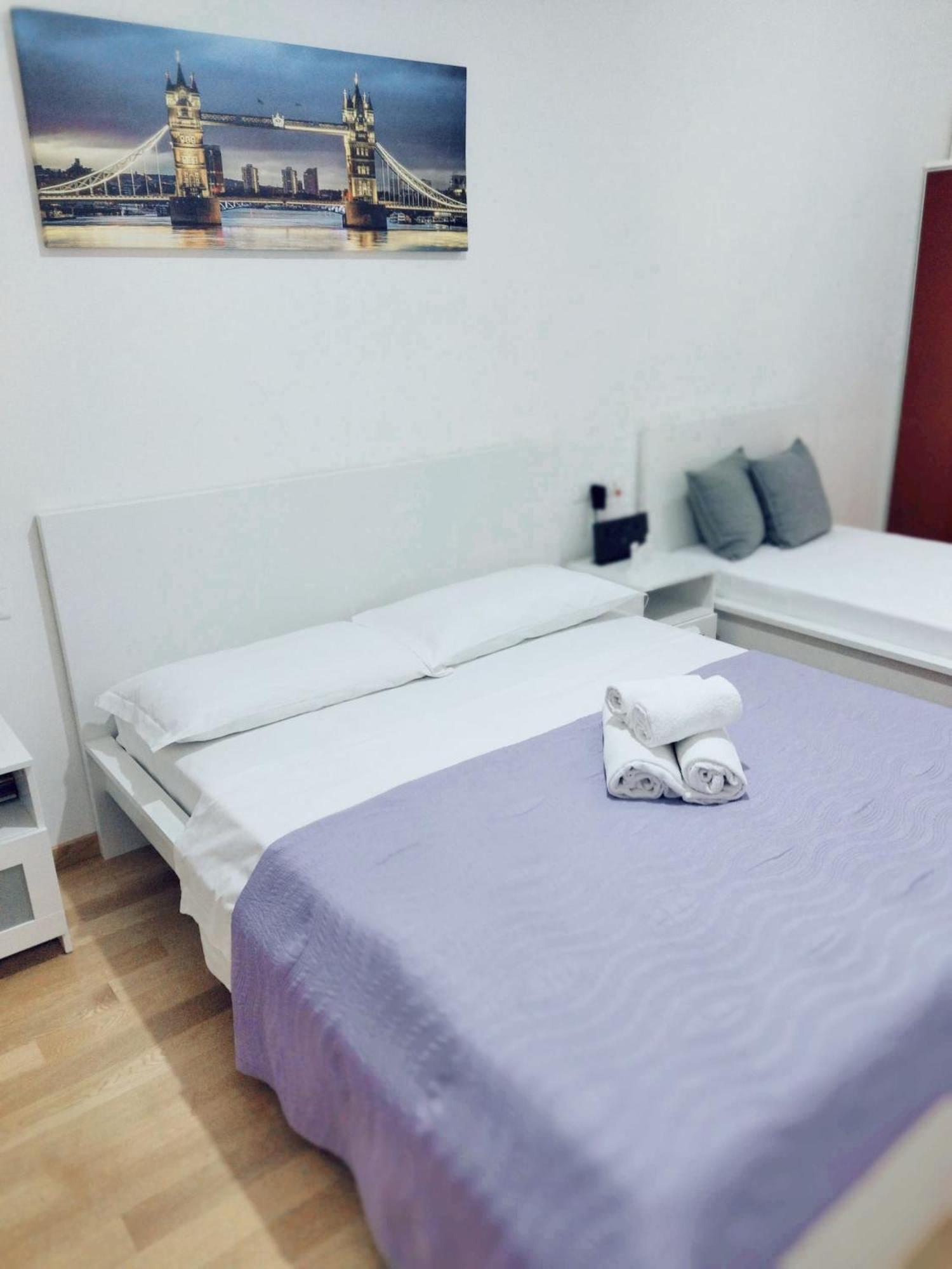 One-Bedroom Apartment