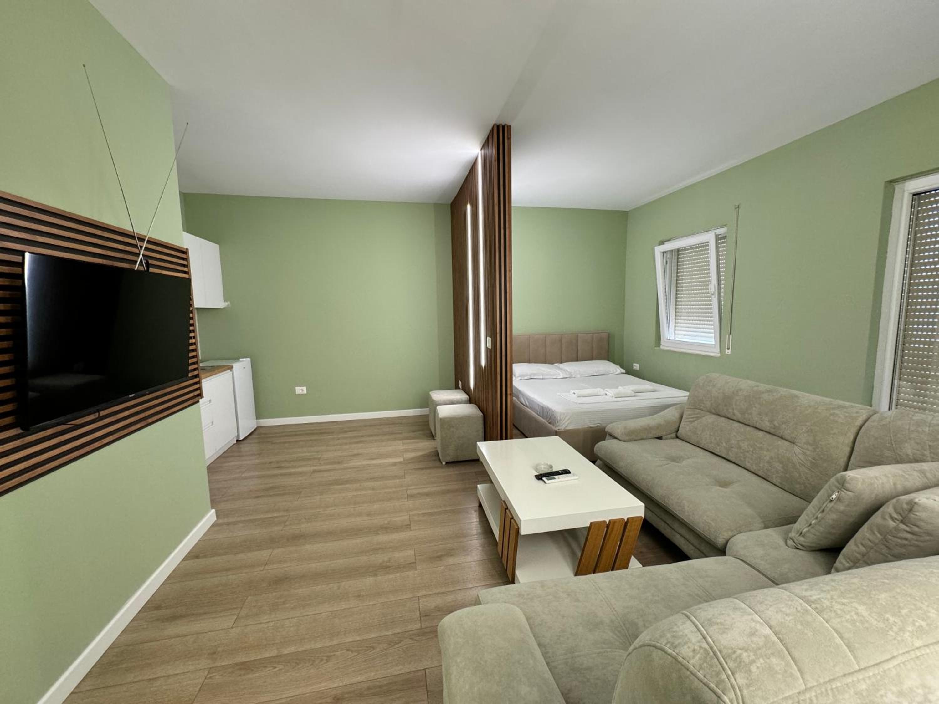 One-Bedroom Apartment