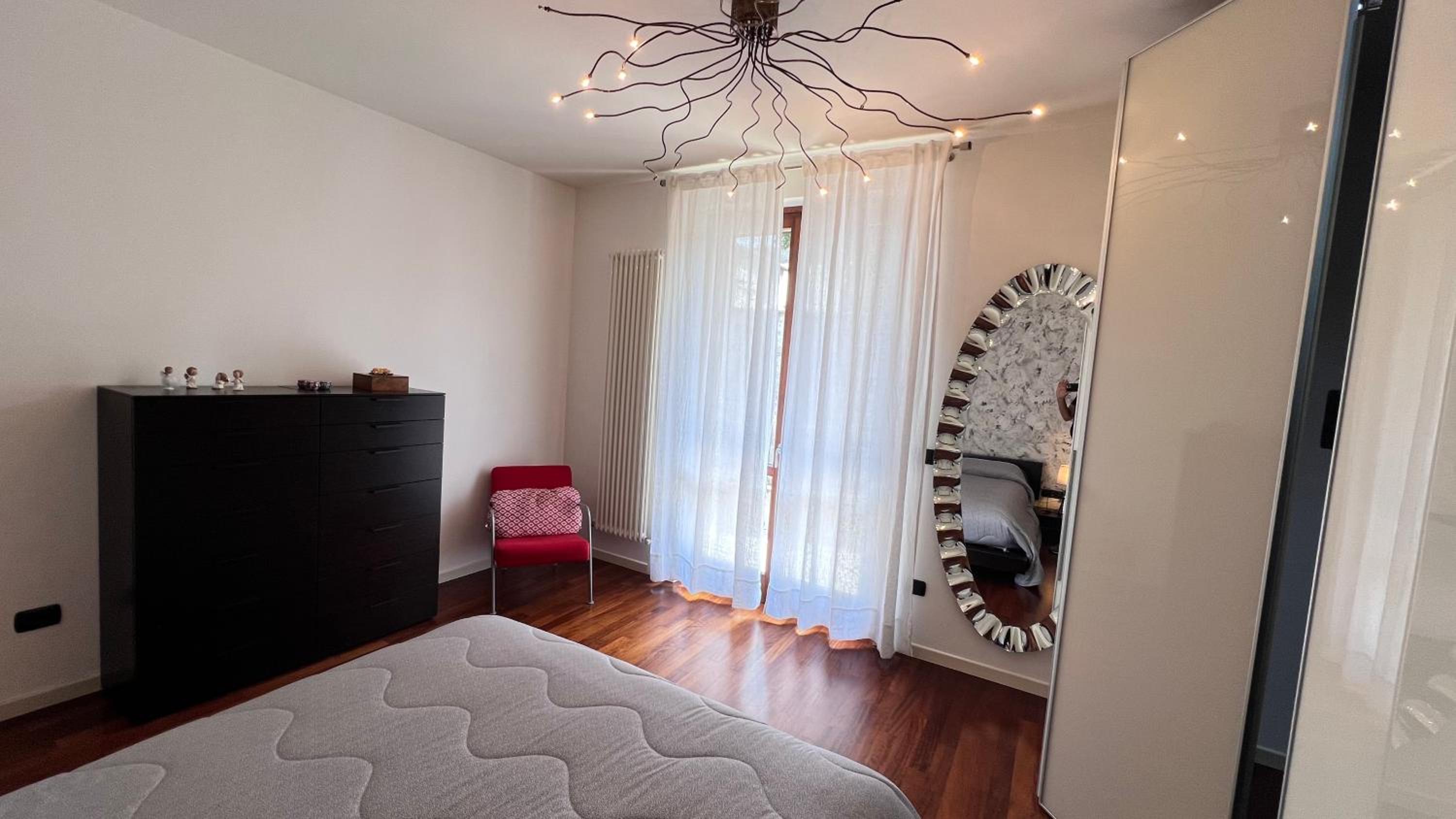 Two-Bedroom House photo 3