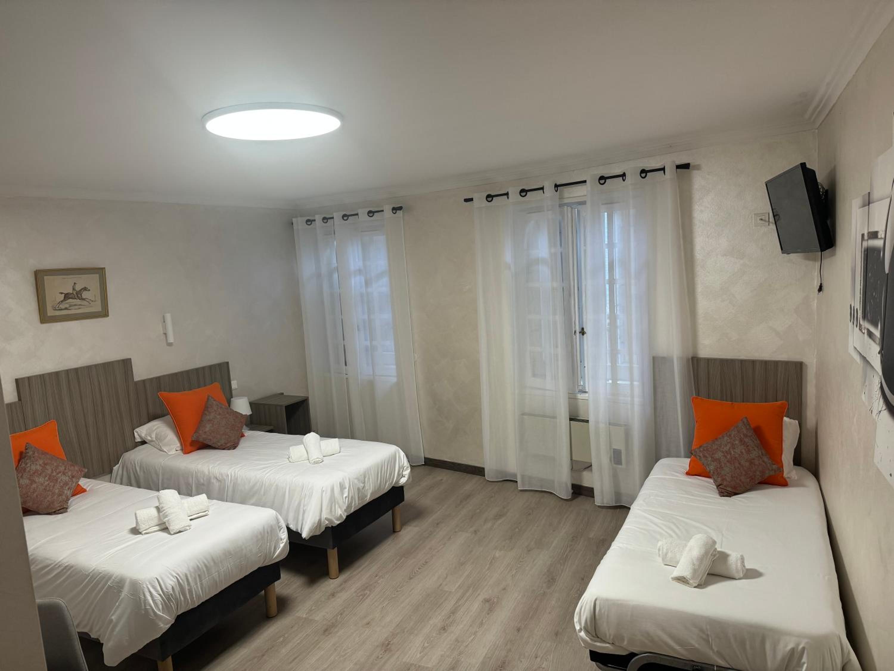 Triple Room