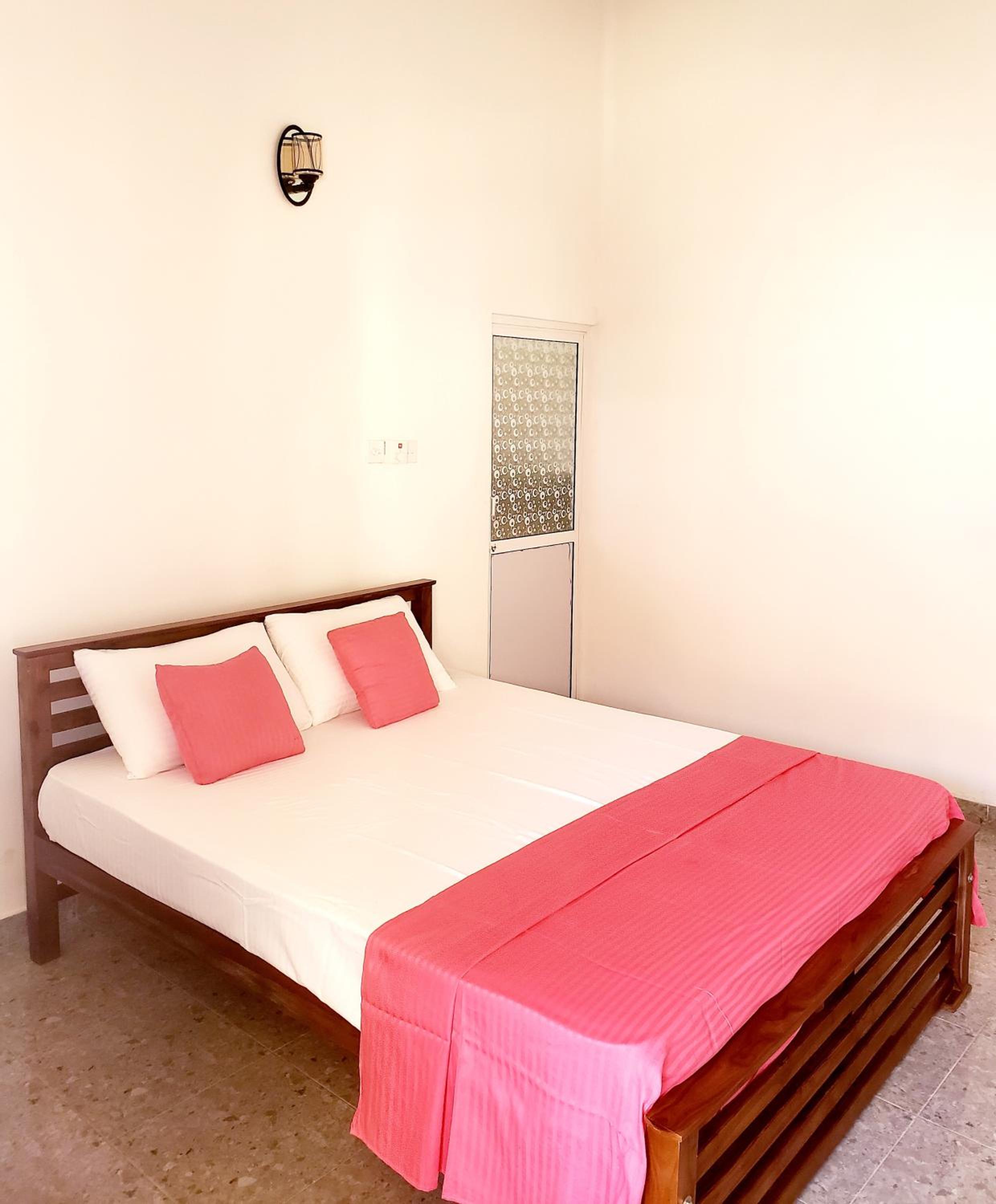 Double Room With Private Bathroom photo 1