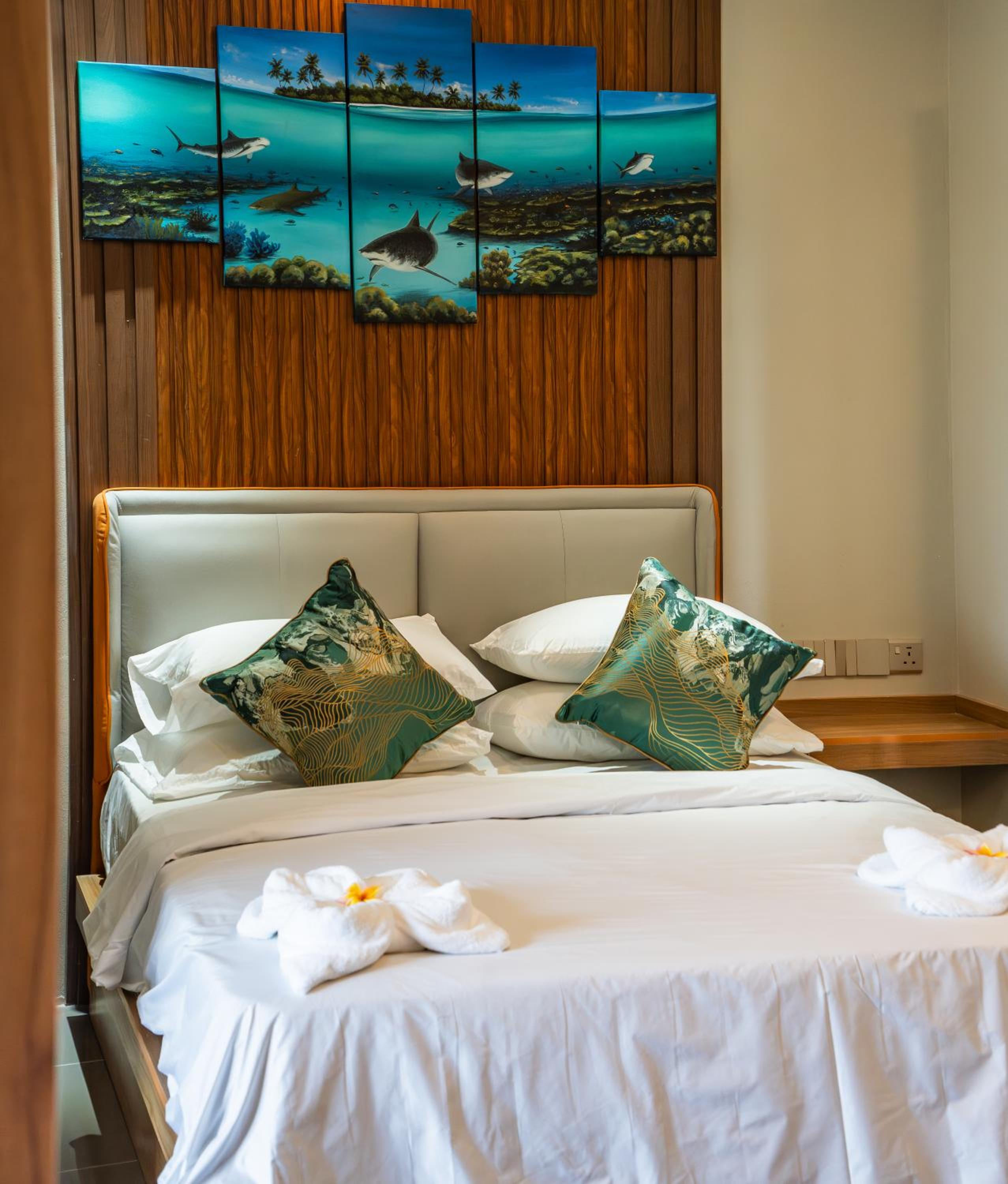 Deluxe Double Room with Balcony
