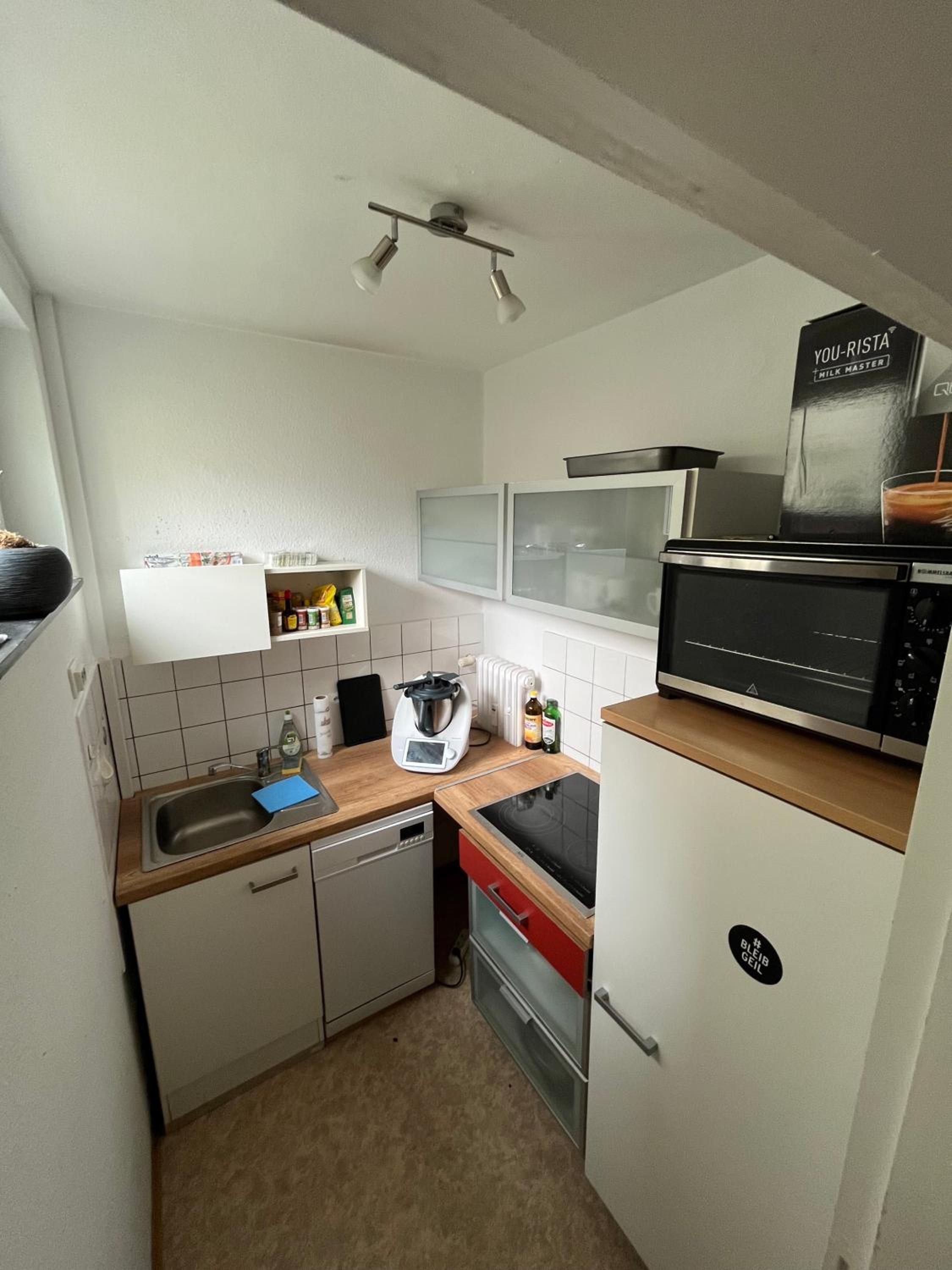 One-Bedroom Apartment photo 2
