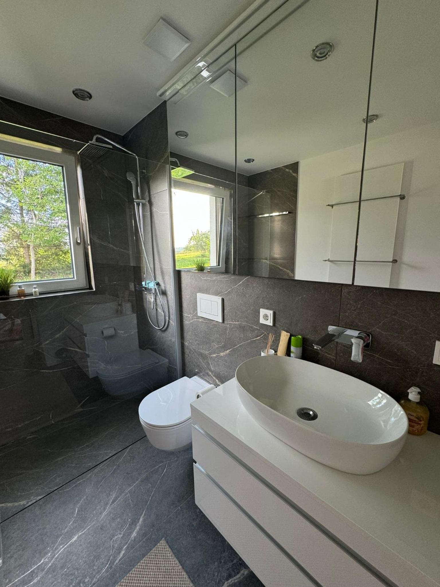 Two-Bedroom Apartment with Balcony photo 3