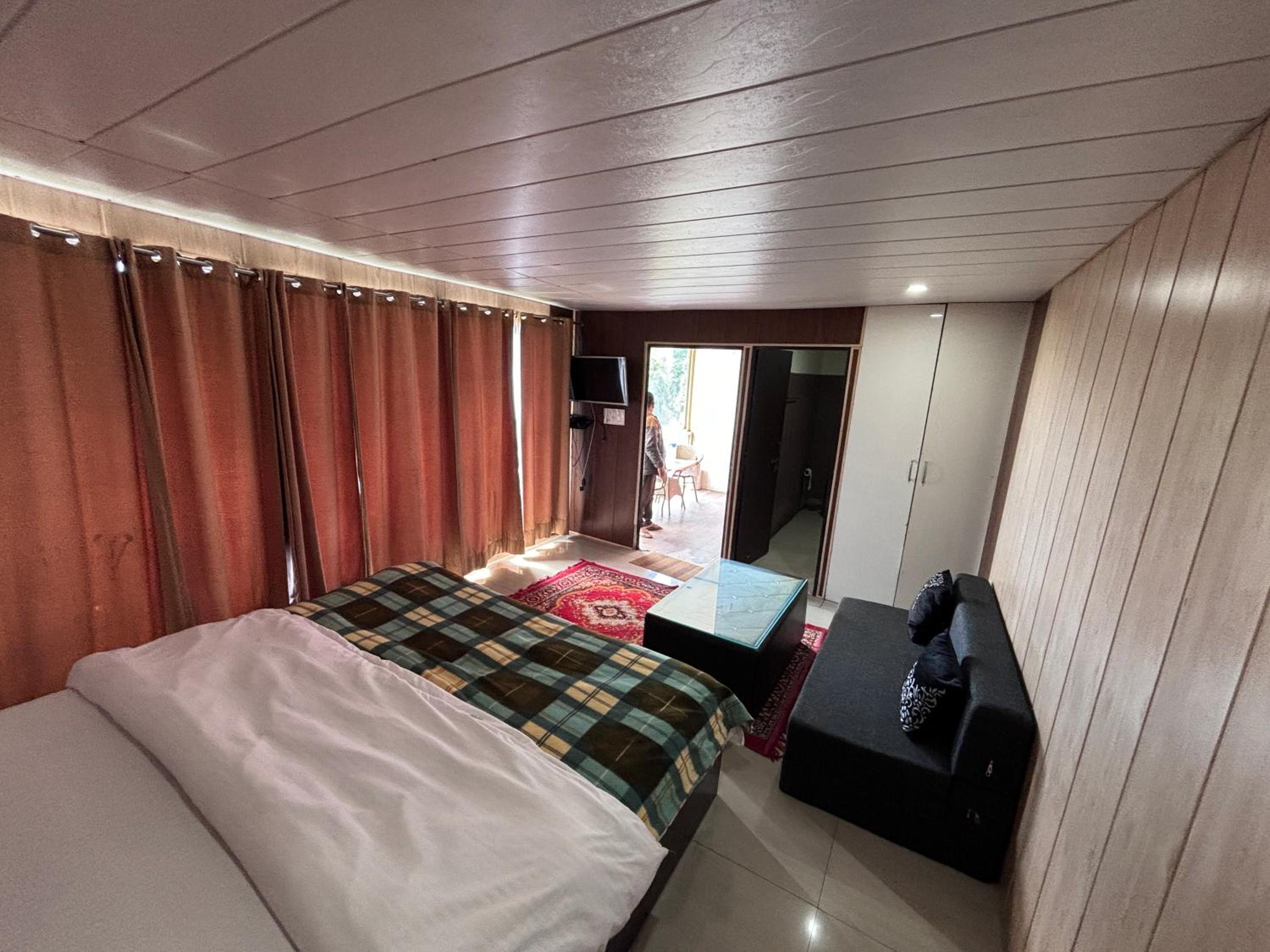 Double Room with Mountain View photo 1