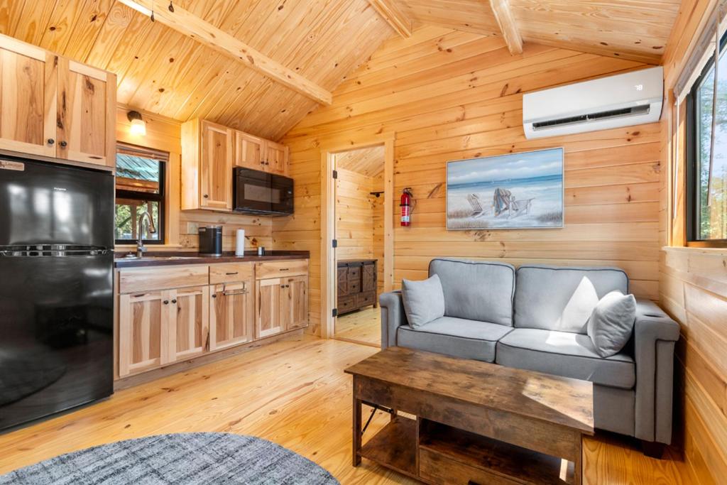 Two-Bedroom Bungalow photo 1