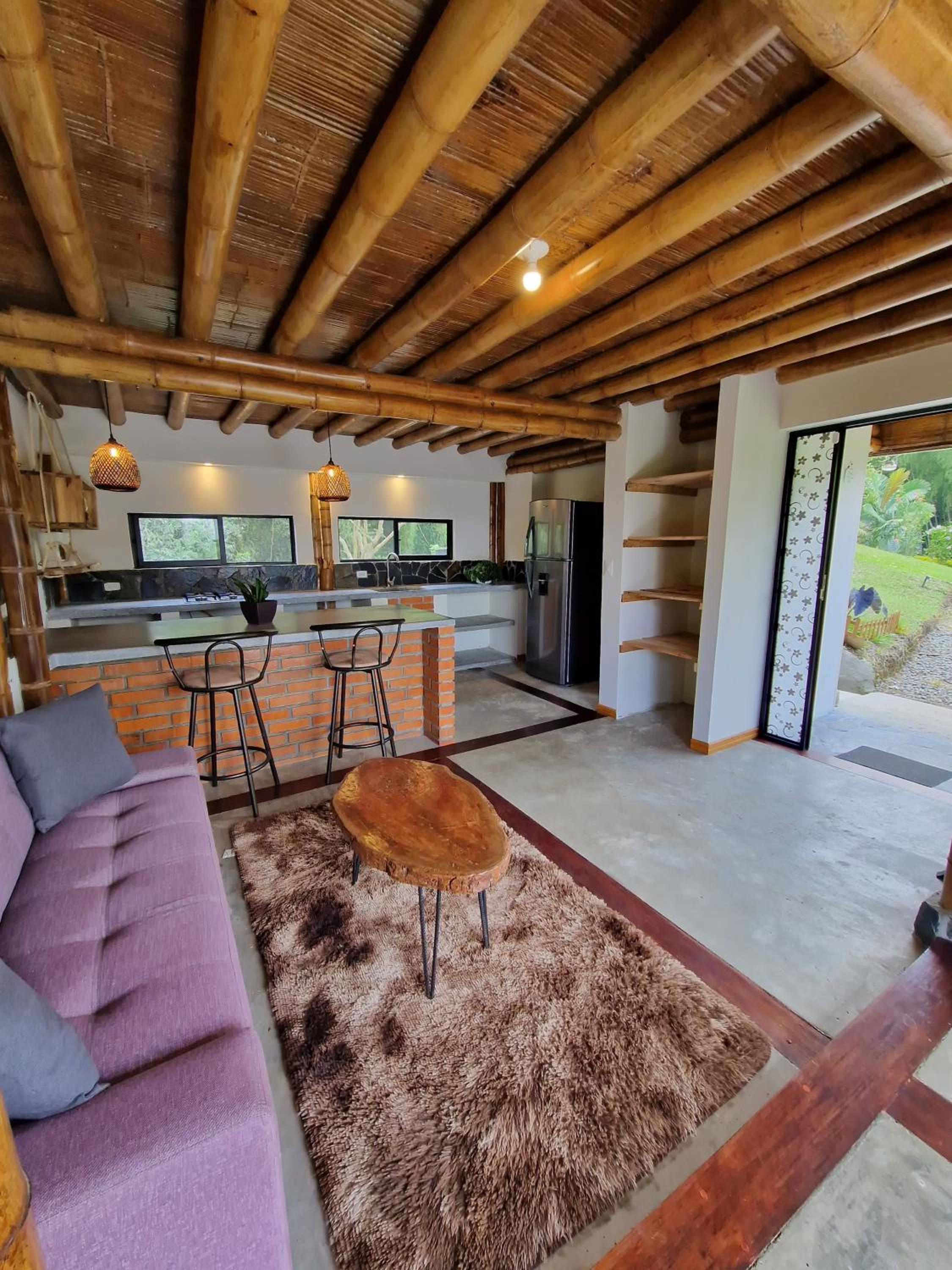 Deluxe Queen Studio