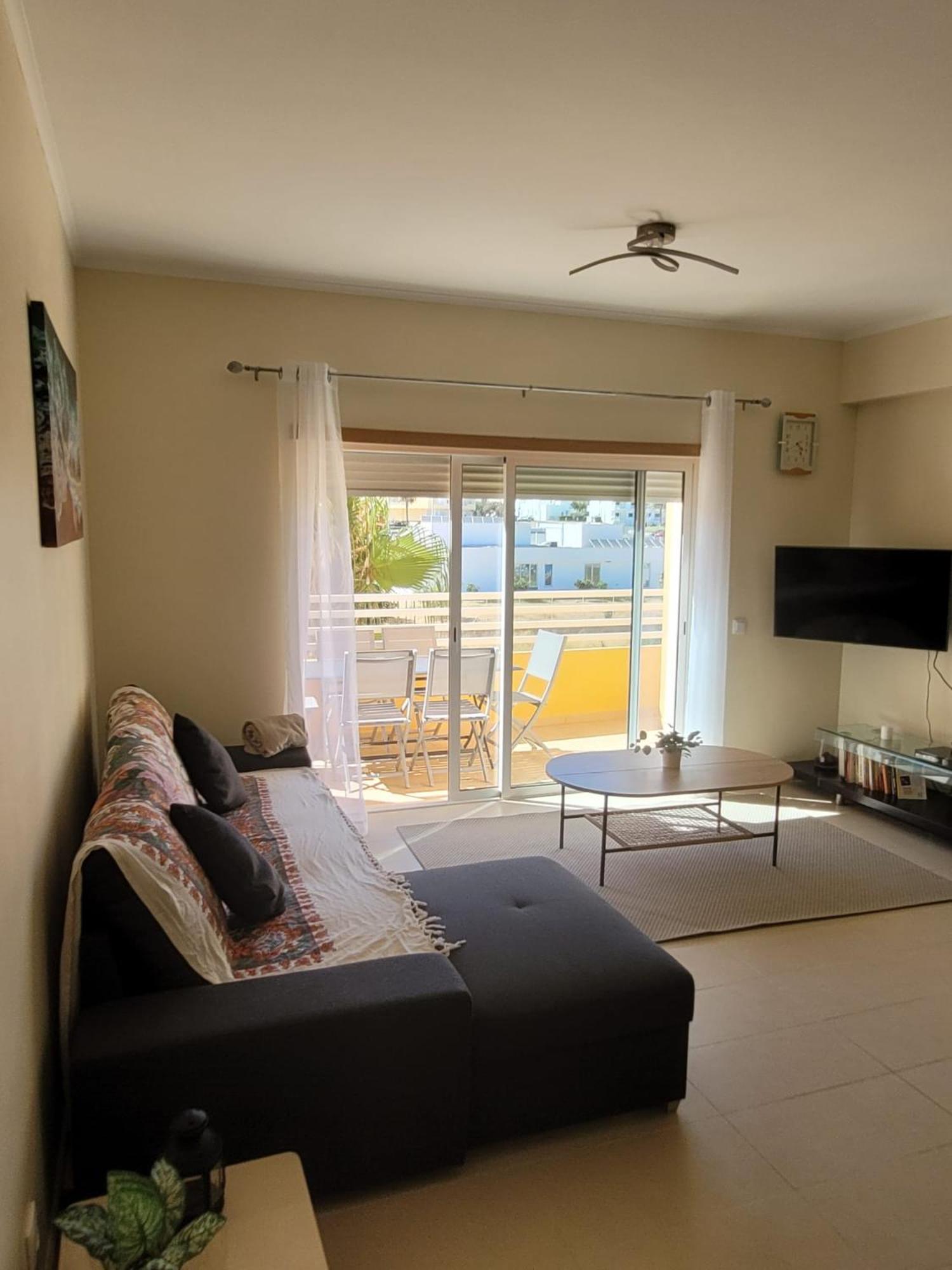 Three-Bedroom Apartment photo 1