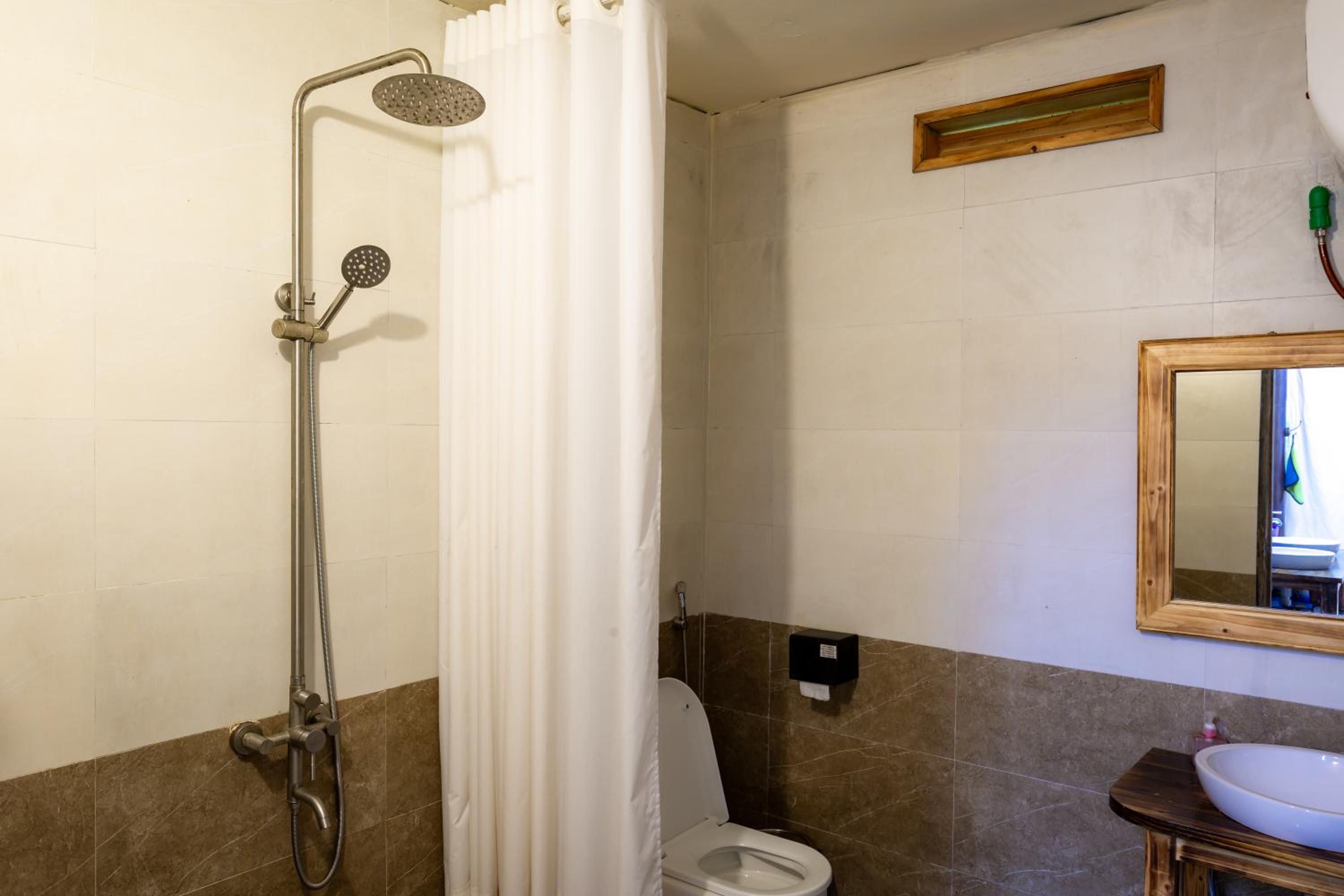 Single Room with Mountain View photo 2