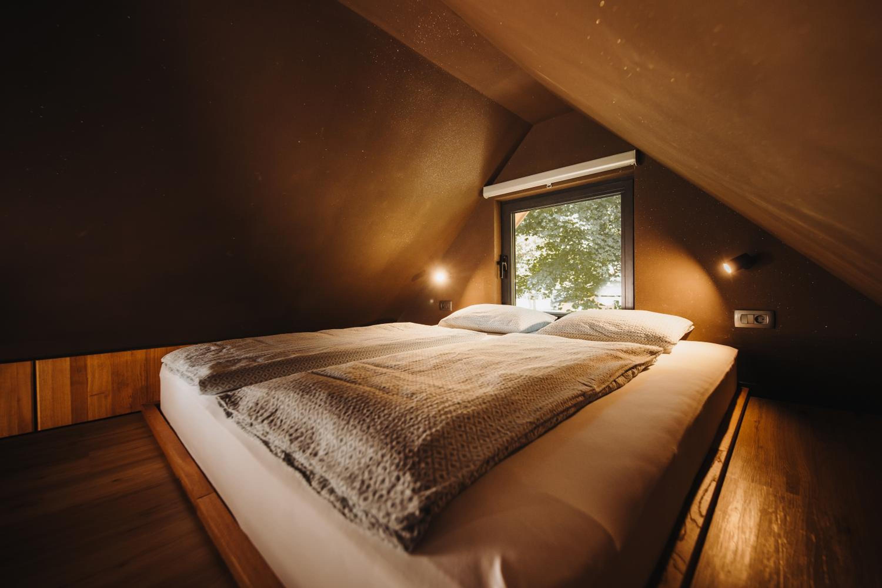 One-Bedroom House - Photo 1