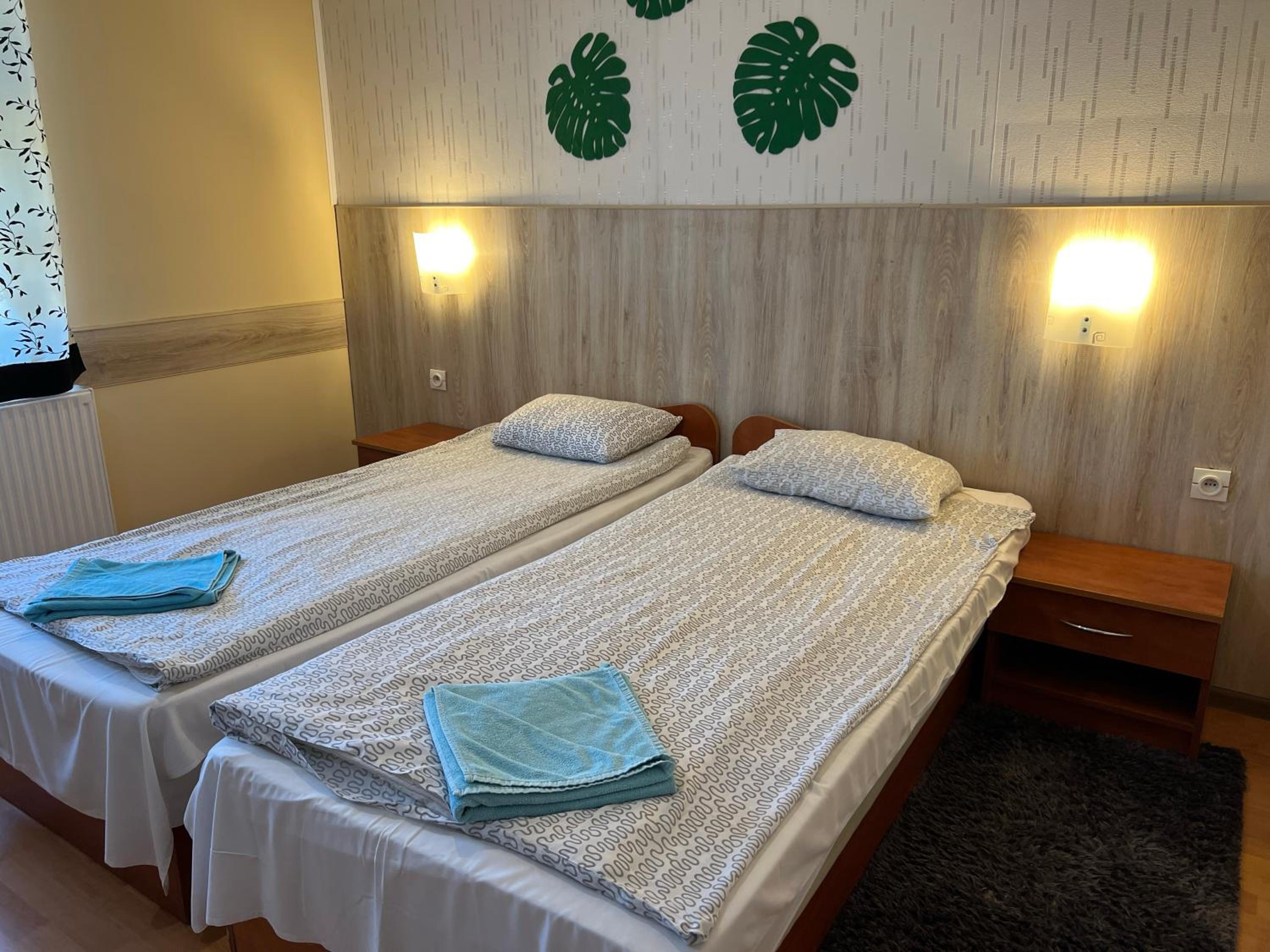 Triple Room - Photo 2