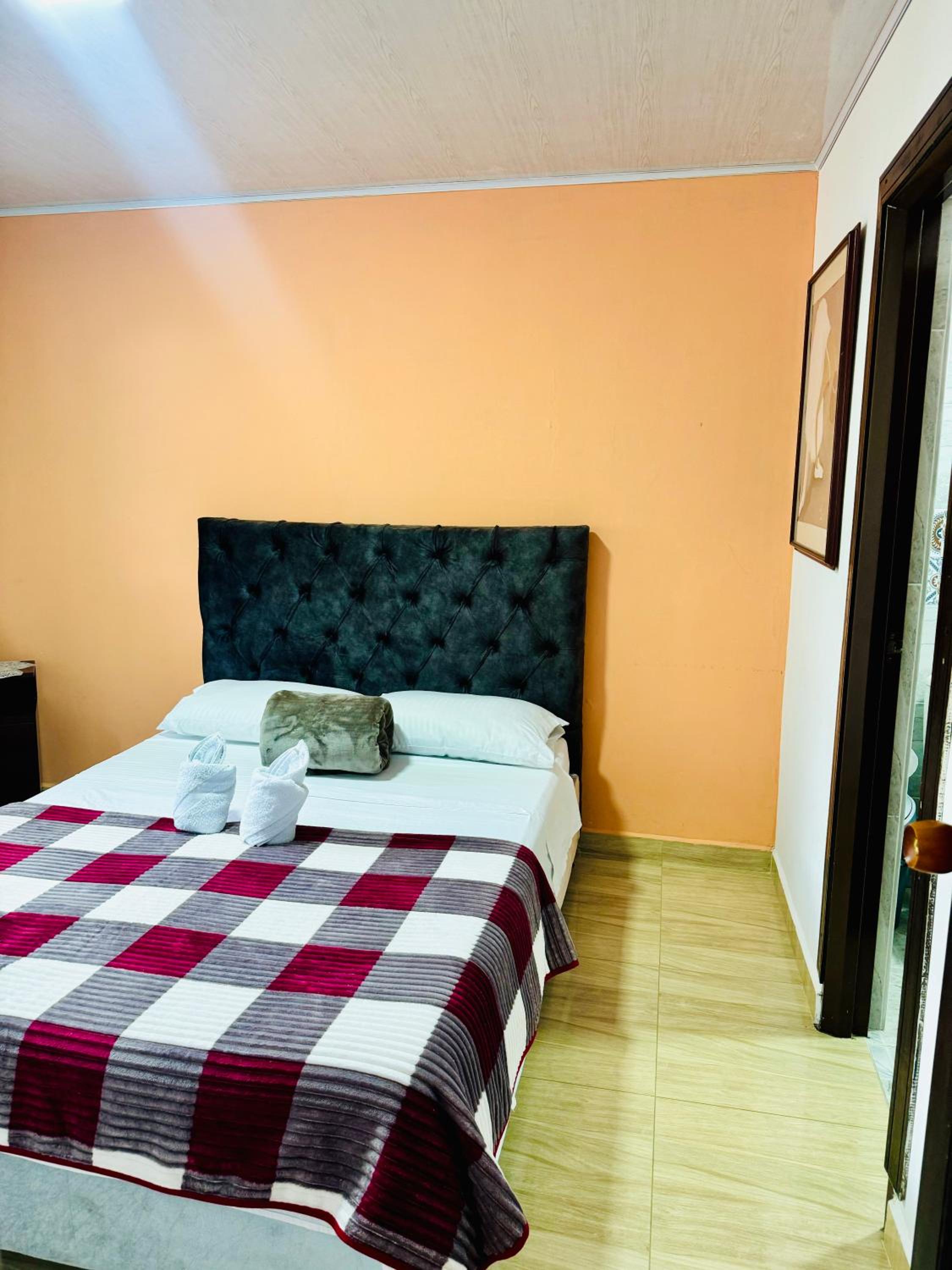Double Room with Private Bathroom photo 3