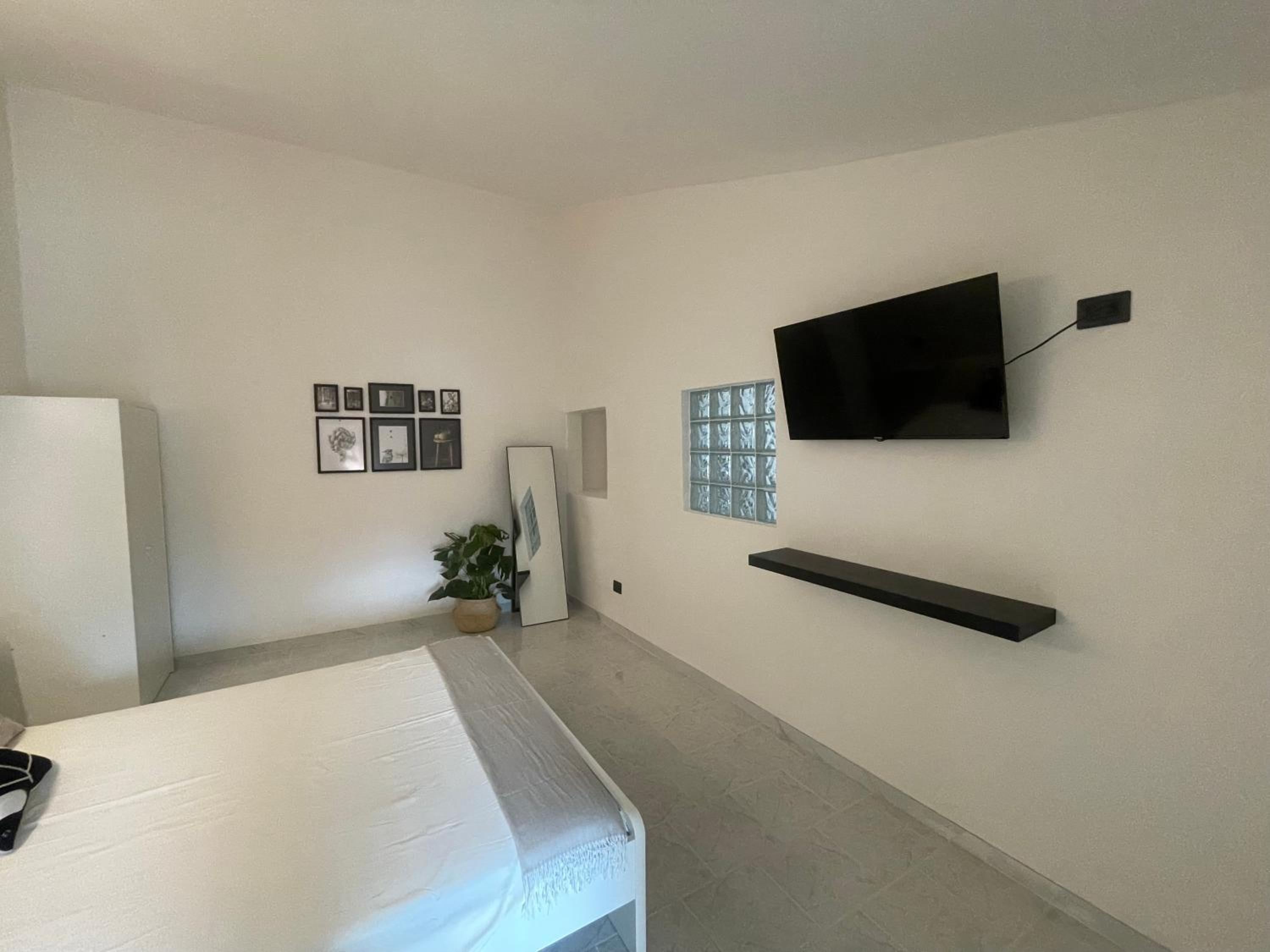 Two-Bedroom House photo 2