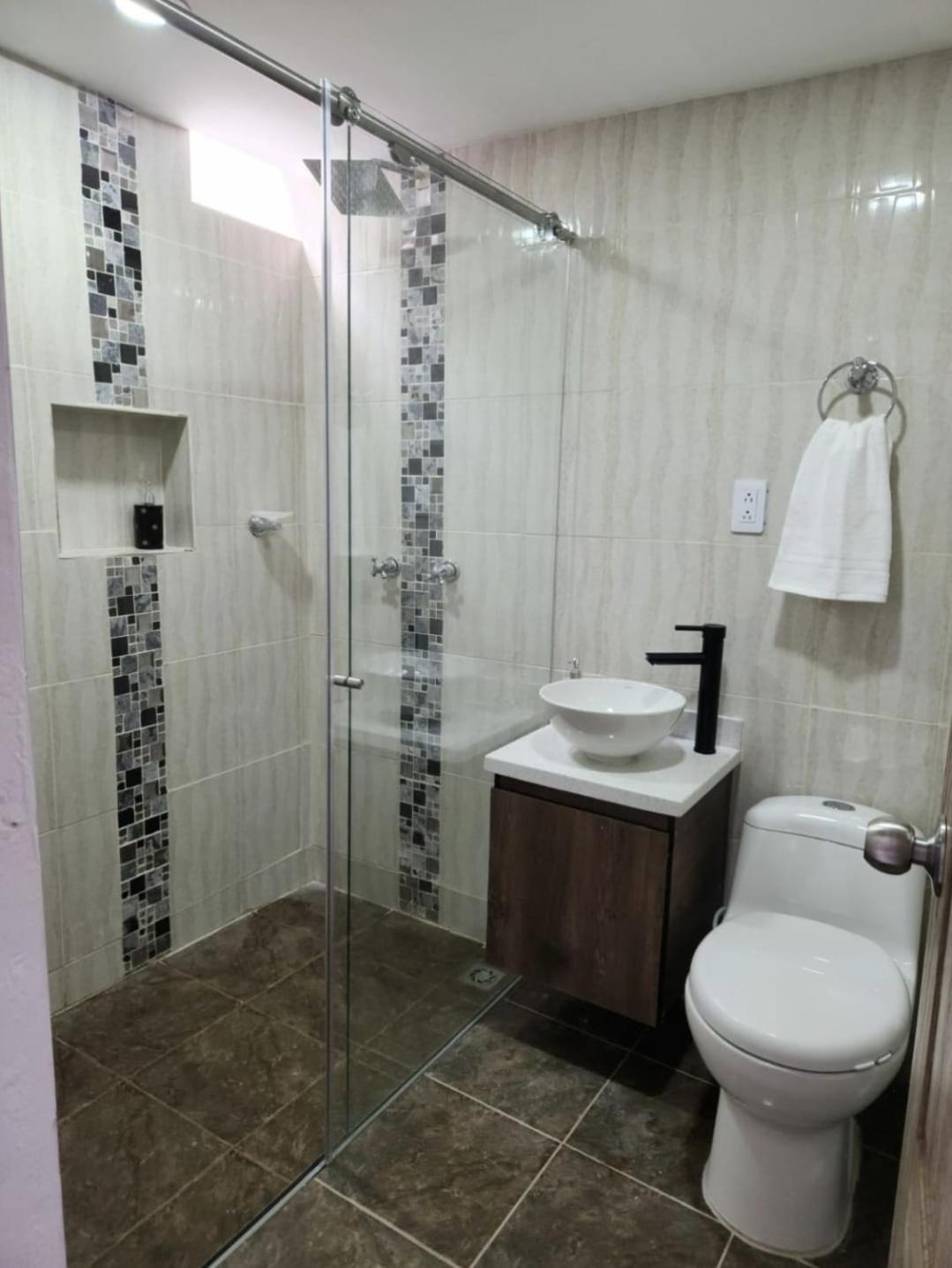 Three-Bedroom Apartment photo 2