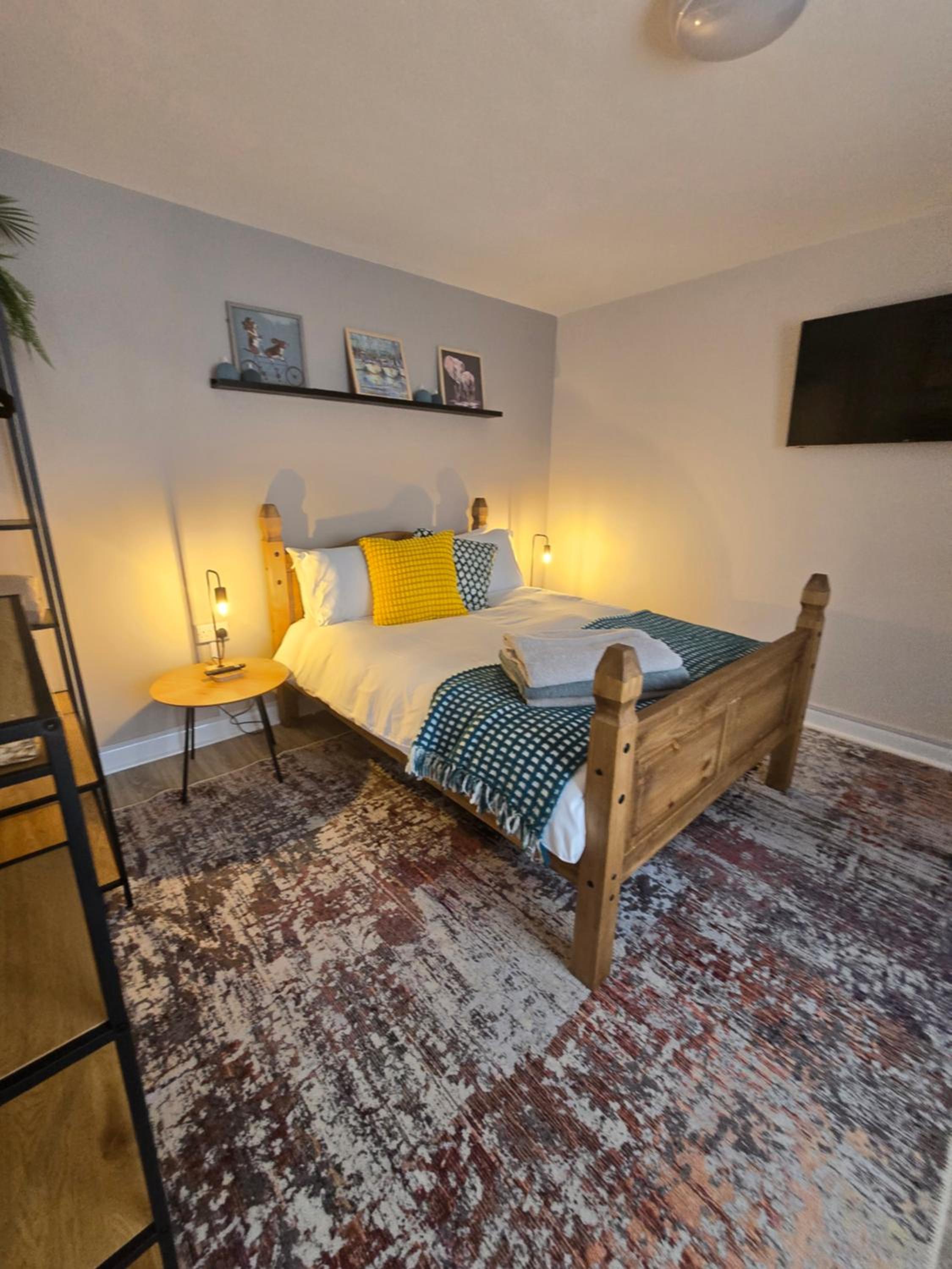 Deluxe Family Room