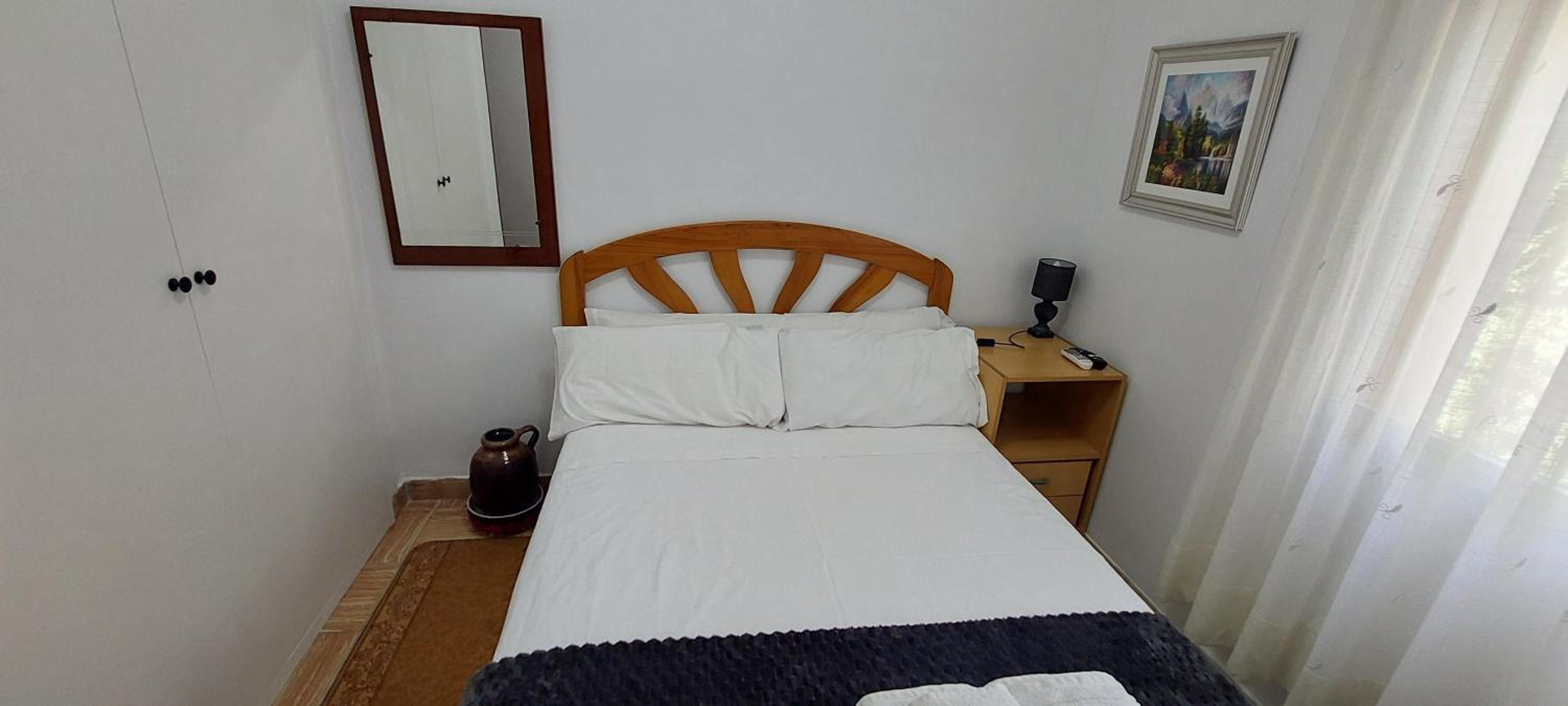 Habitación Estándar con Cama Queen