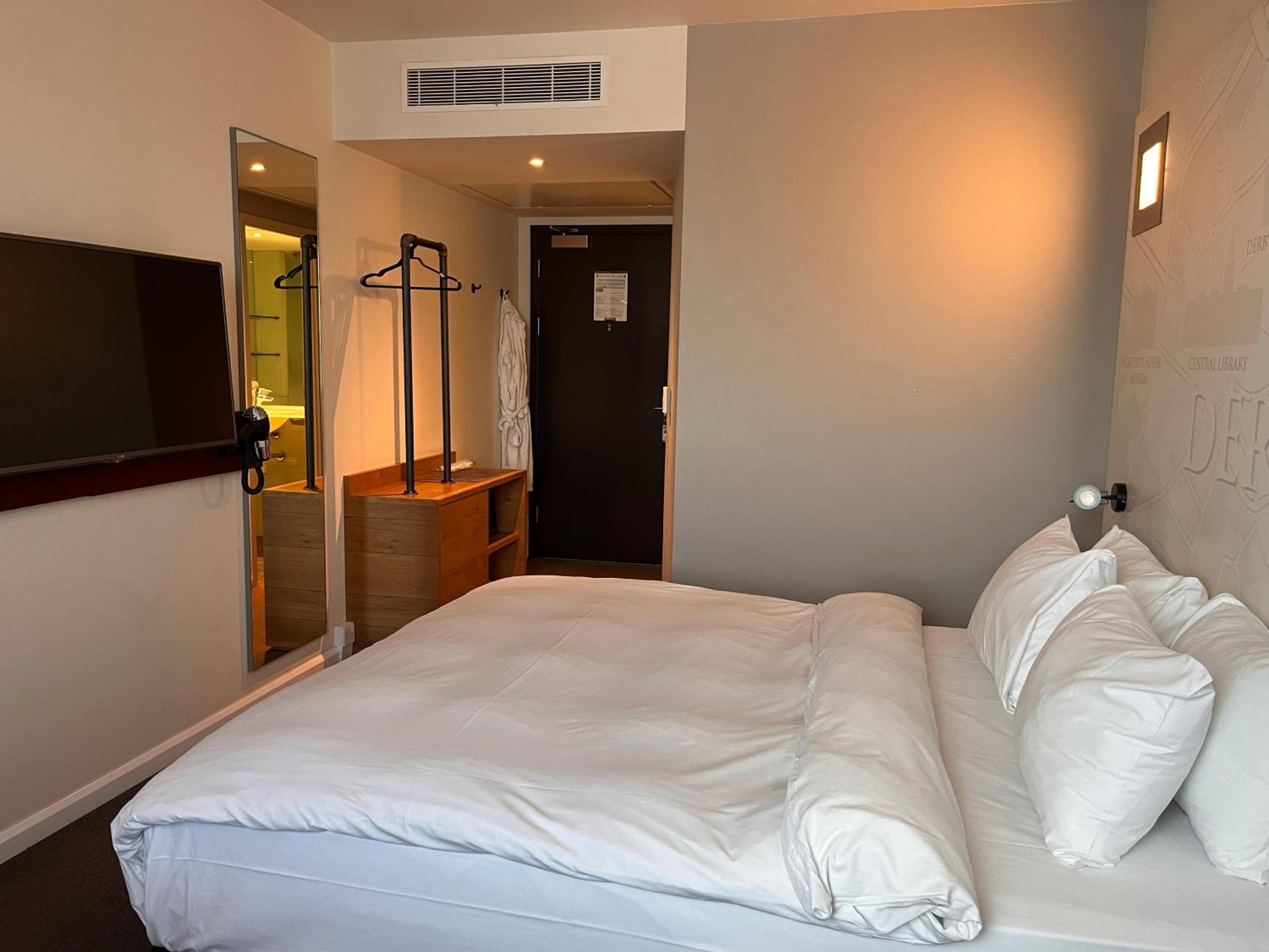 Double Room - Photo 1