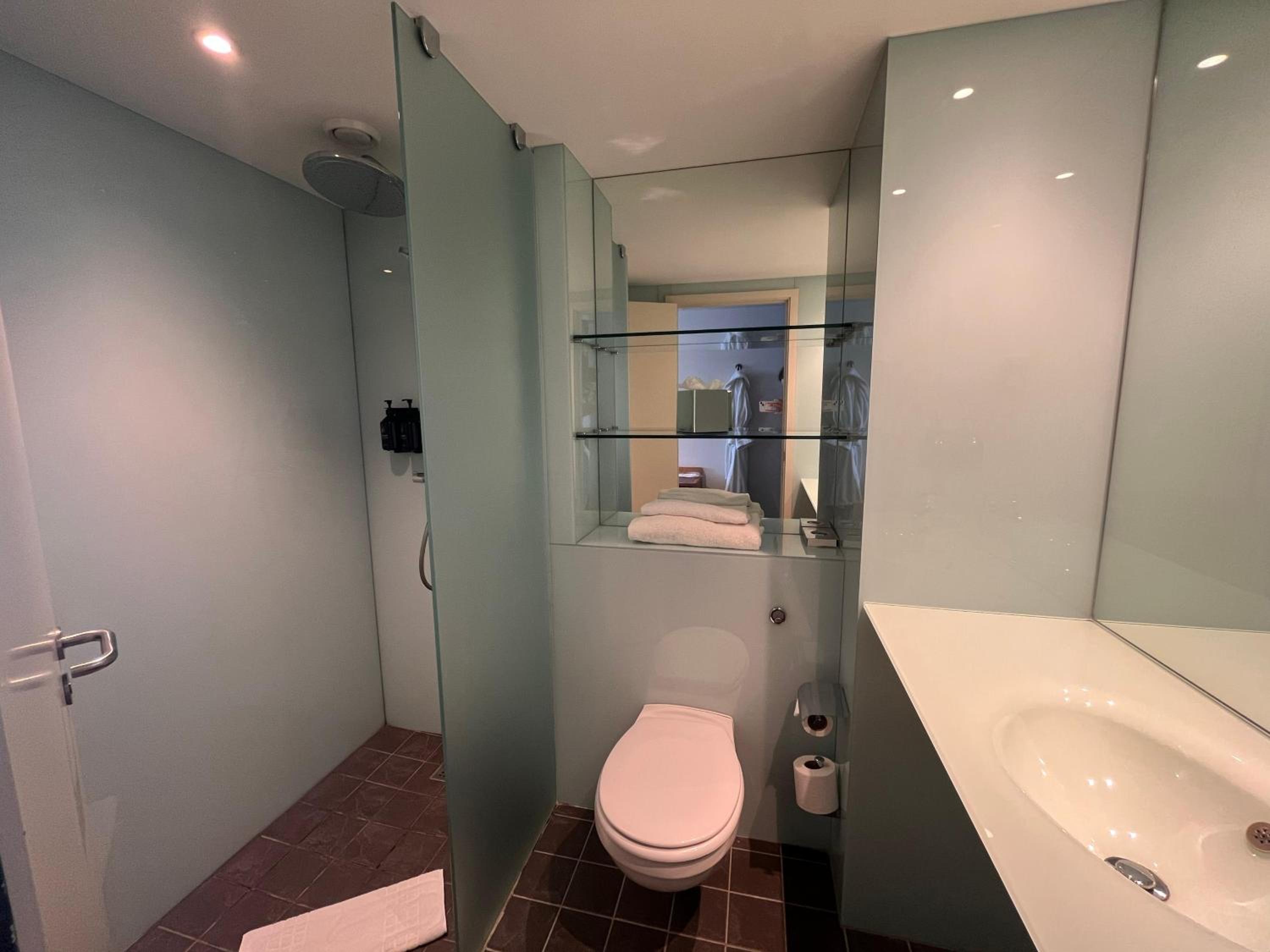 Double Room - Photo 5
