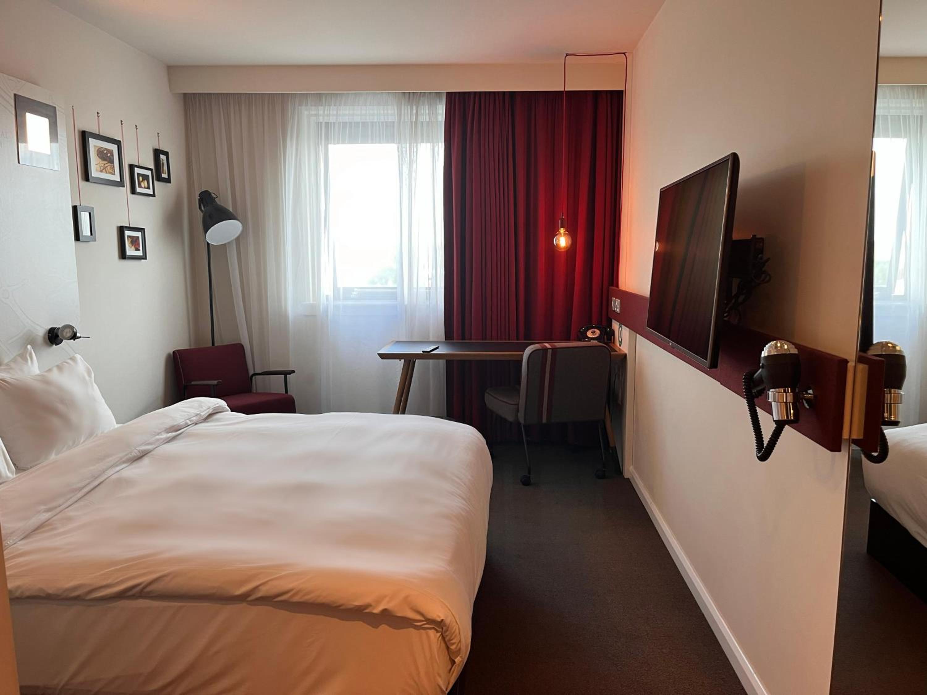 Double Room - Photo 2