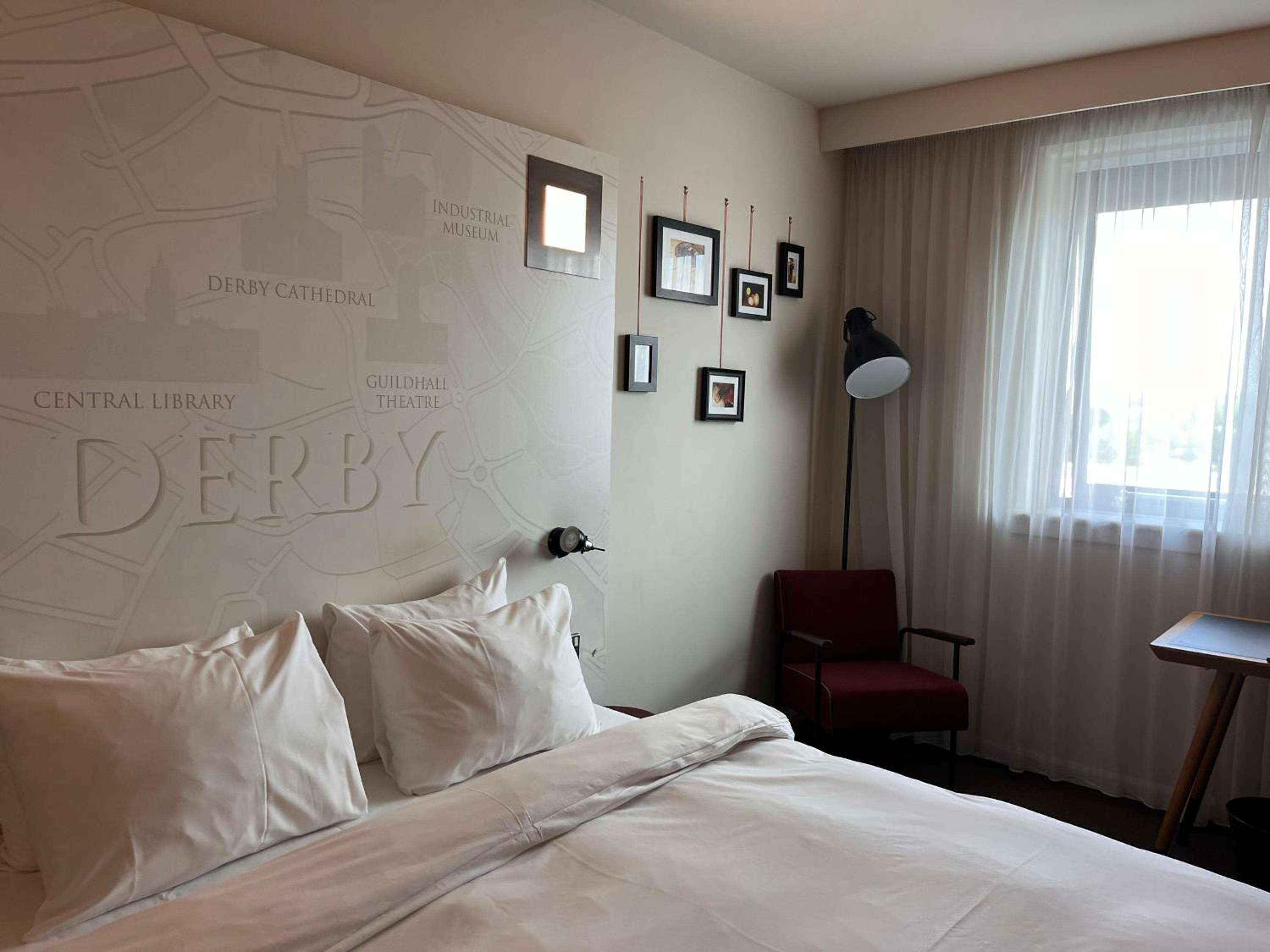 Double Room - Photo 11