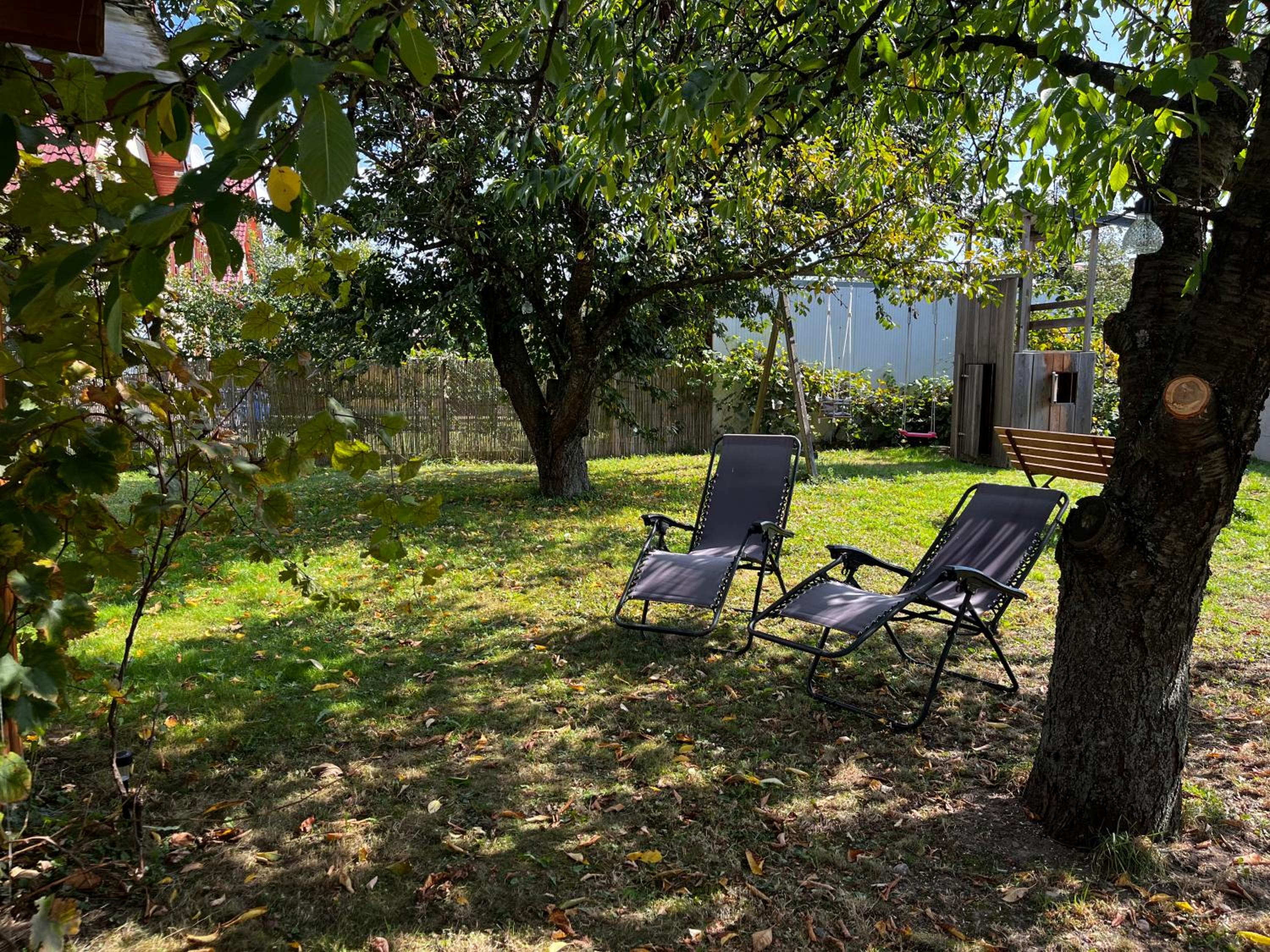 Three-Bedroom House photo 3