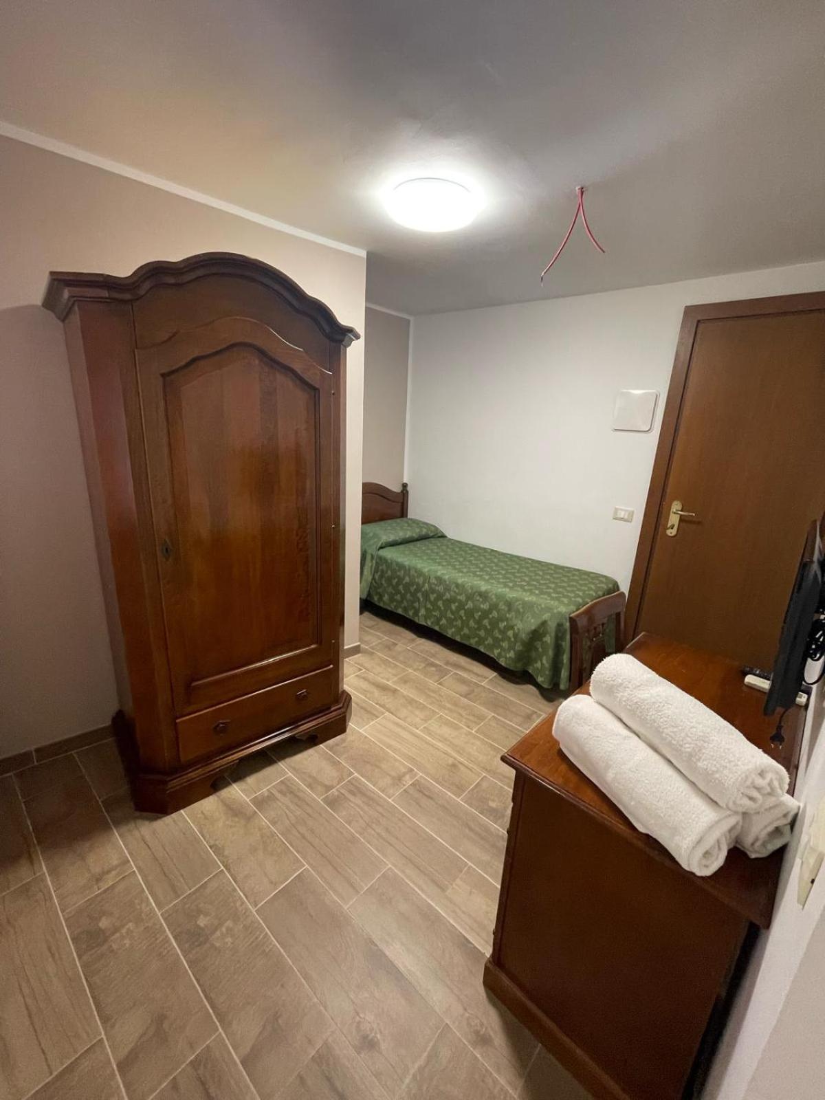 Triple Room with Private Bathroom