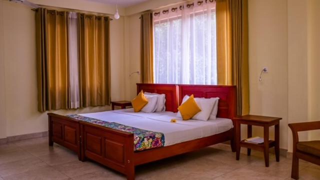 Double Room with Private Bathroom photo 1
